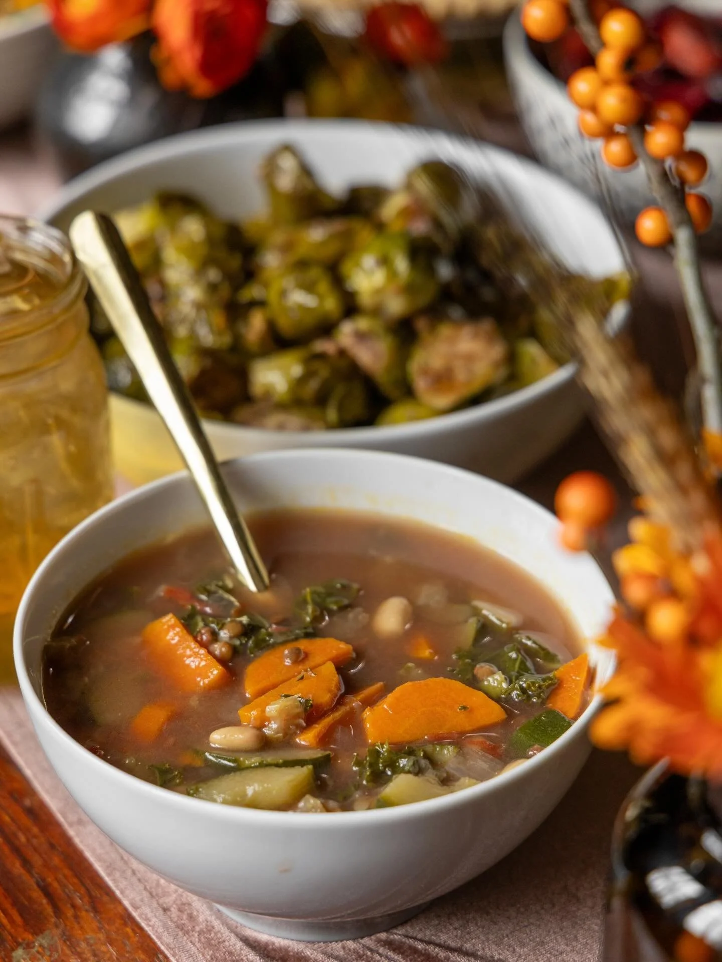 Warm up with some soup and get your Christmas order in for next week. 🎄
Saturday is the final day to place Christmas orders for Tuesday and Wednesday. #soupandsandwich #placeyourordernow #moraviansugarcake #icedcinnamonrolls #cookiesforsanta