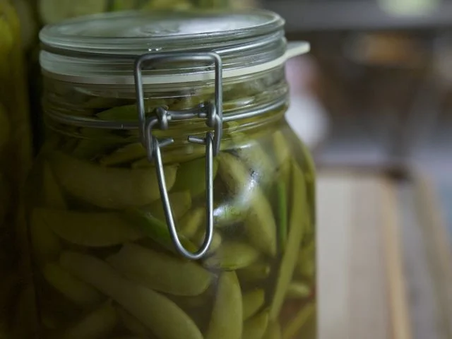 Cukes Galore: Pickled Sugar Snap Peas