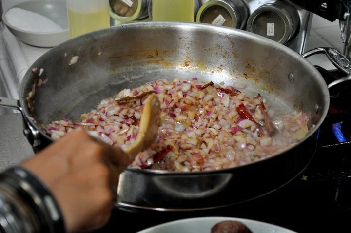 Caramelizing Onions for Curries