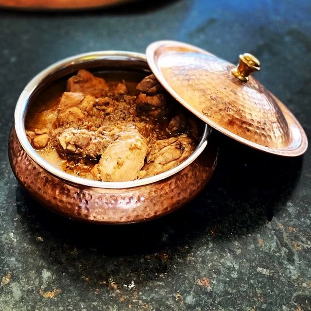 Khada Masala Chicken (Chicken with whole spices)