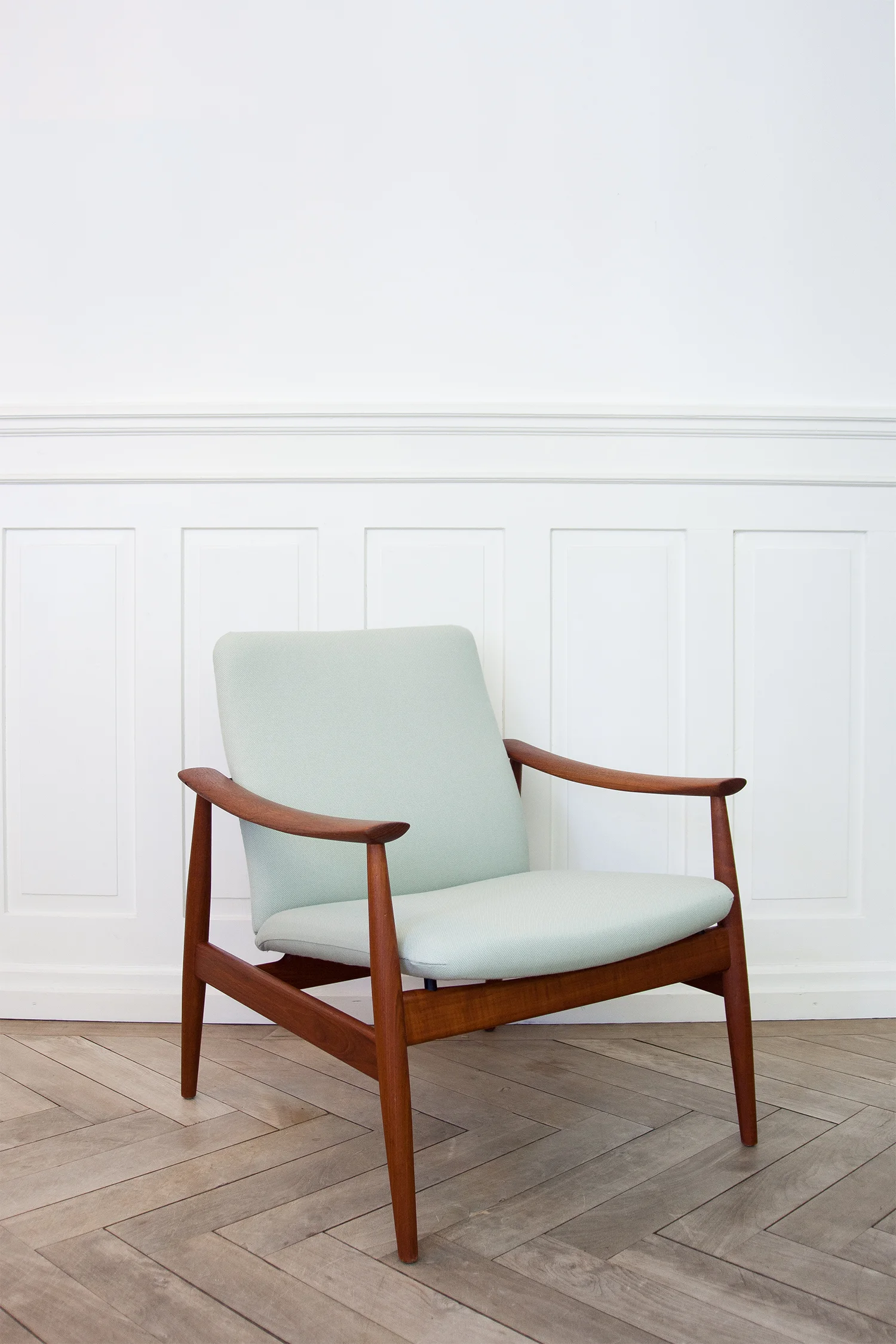 Easy Chair Finn Juhl