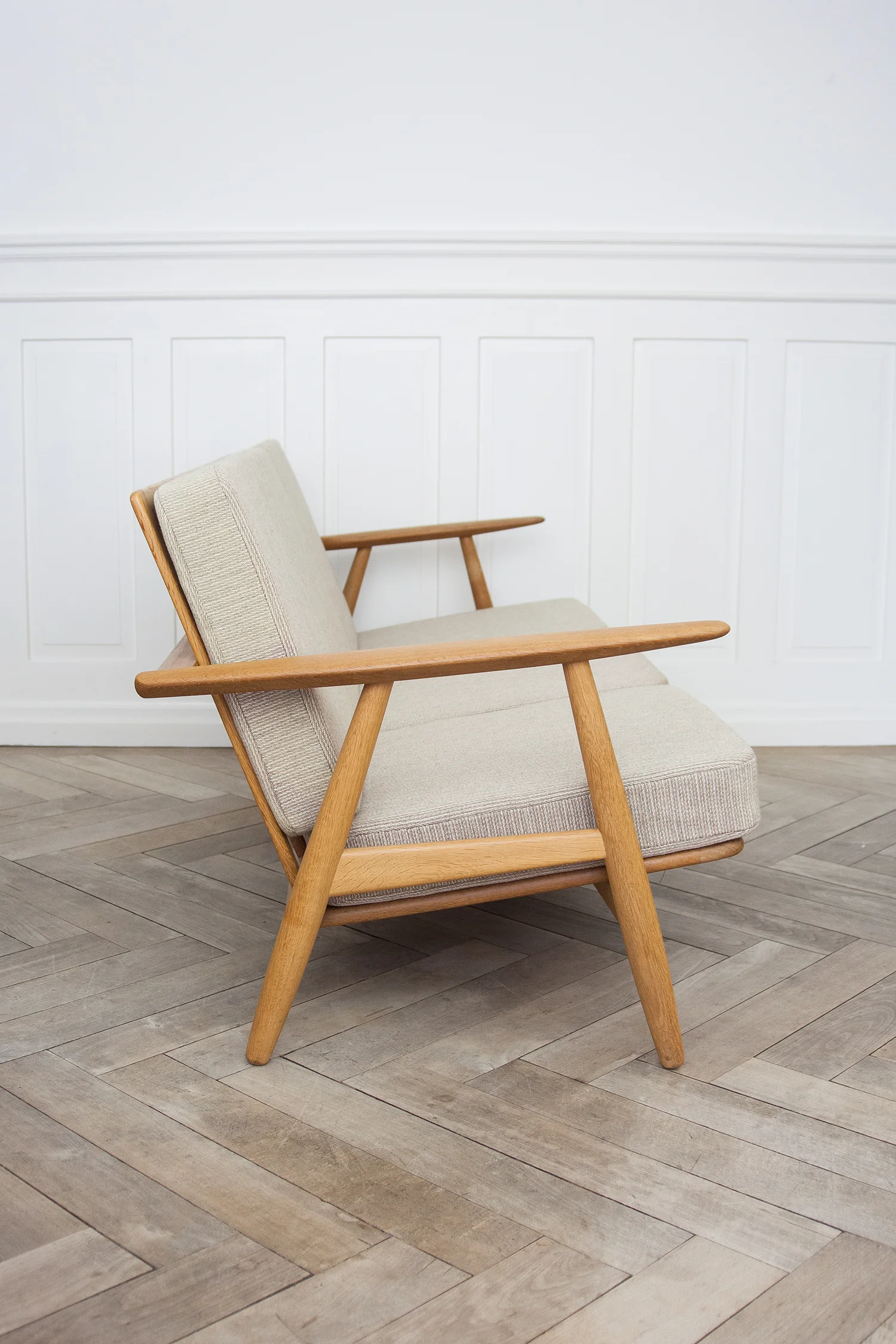 Sofa Wegner Zürich