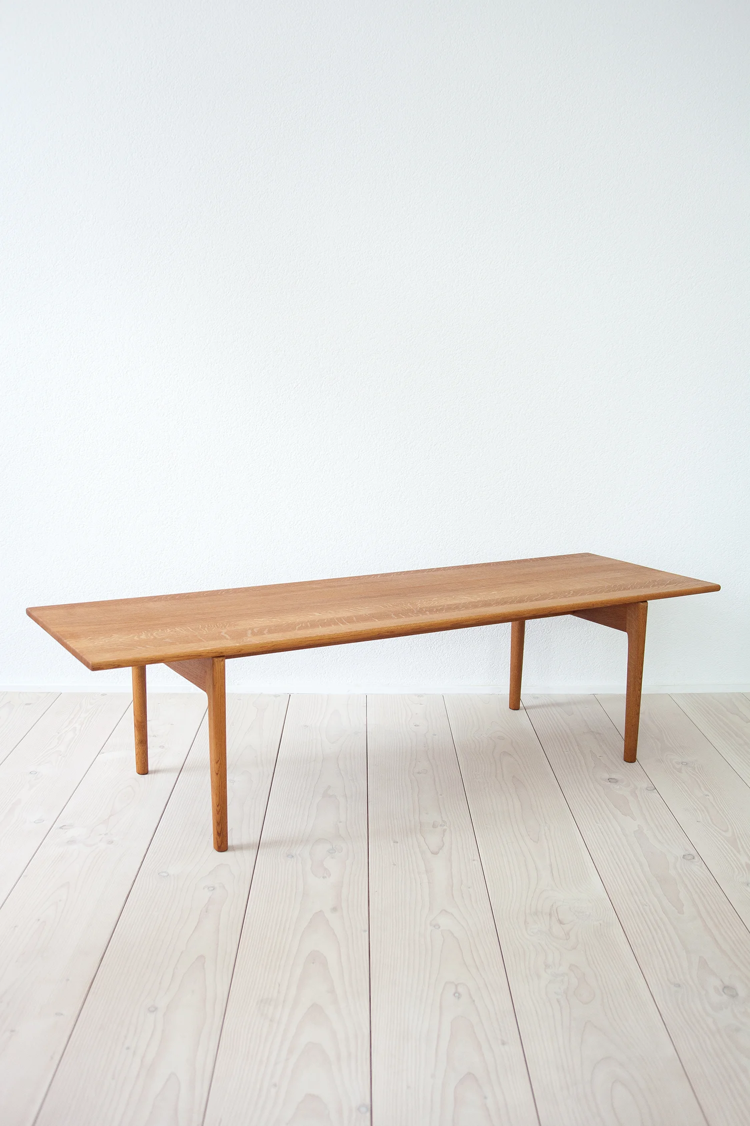 AT-15 Hans Wegner