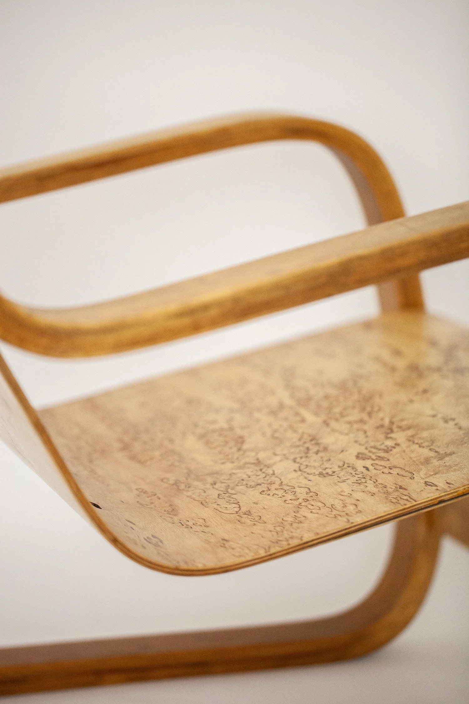 Old_Armchair_Nr.31_Aalto_Wohnbedarf_1930s_14.jpg