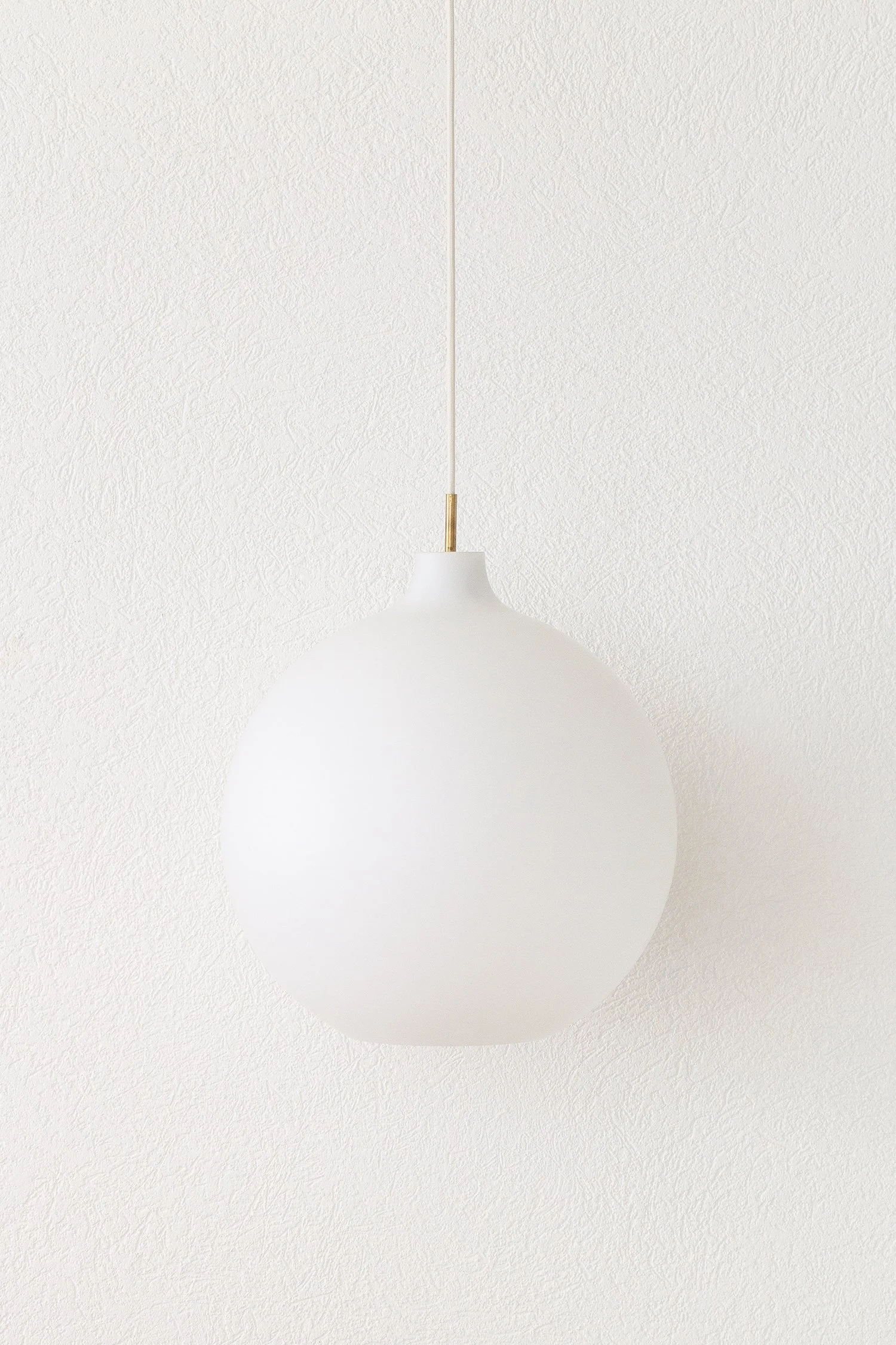Pendant_Louis_Poulsen_Wohlert_40cm_01.jpg
