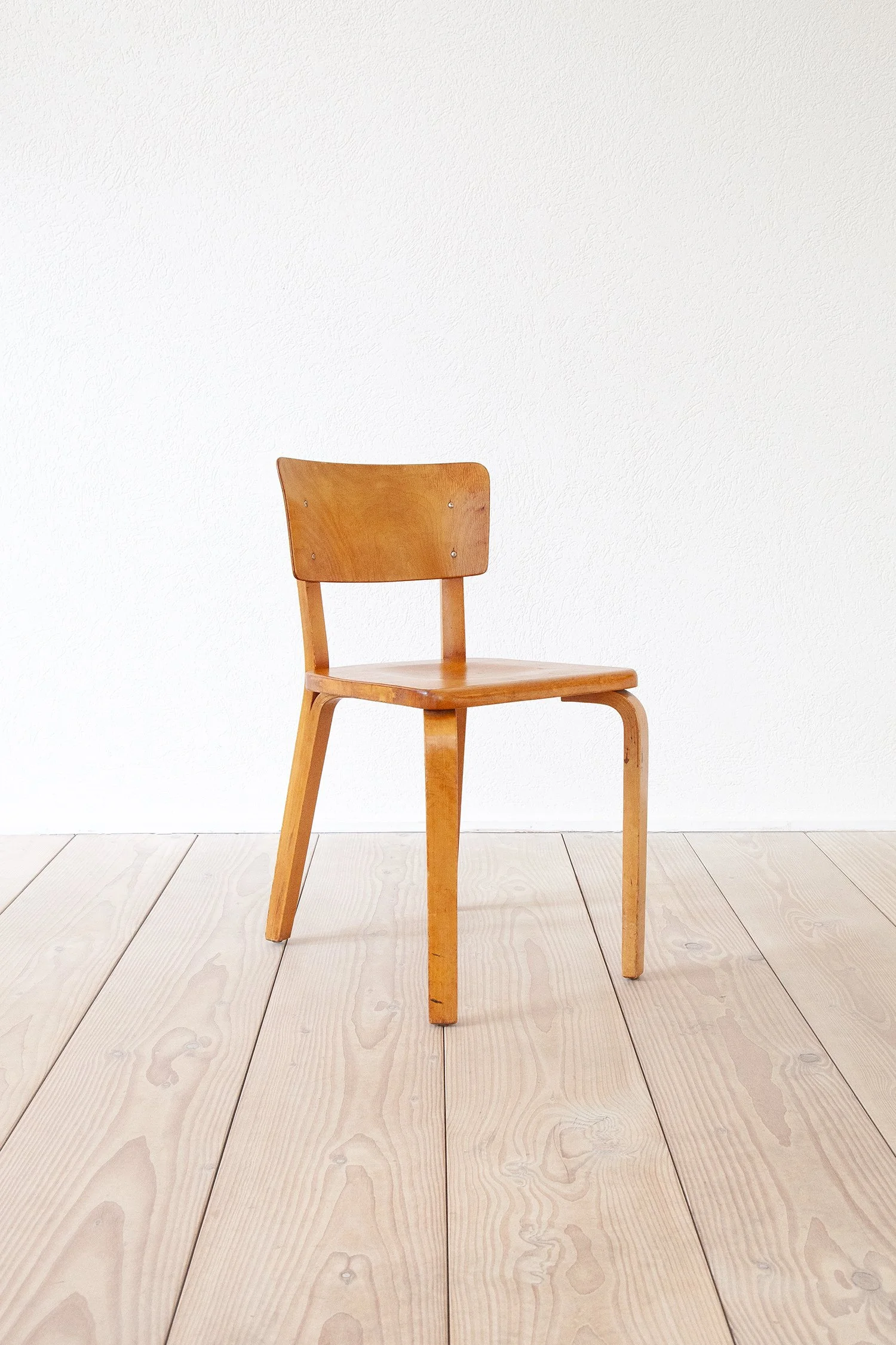 Rare_Aalto_Chair_1930s_03.jpg