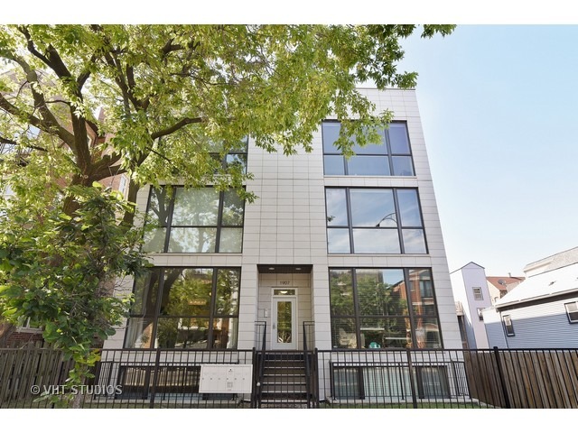 1907 W. Armitage, #1E