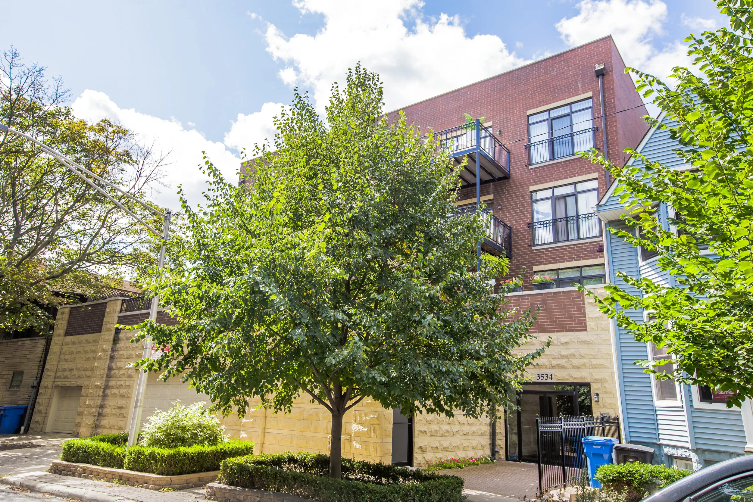 exterior4.jpg