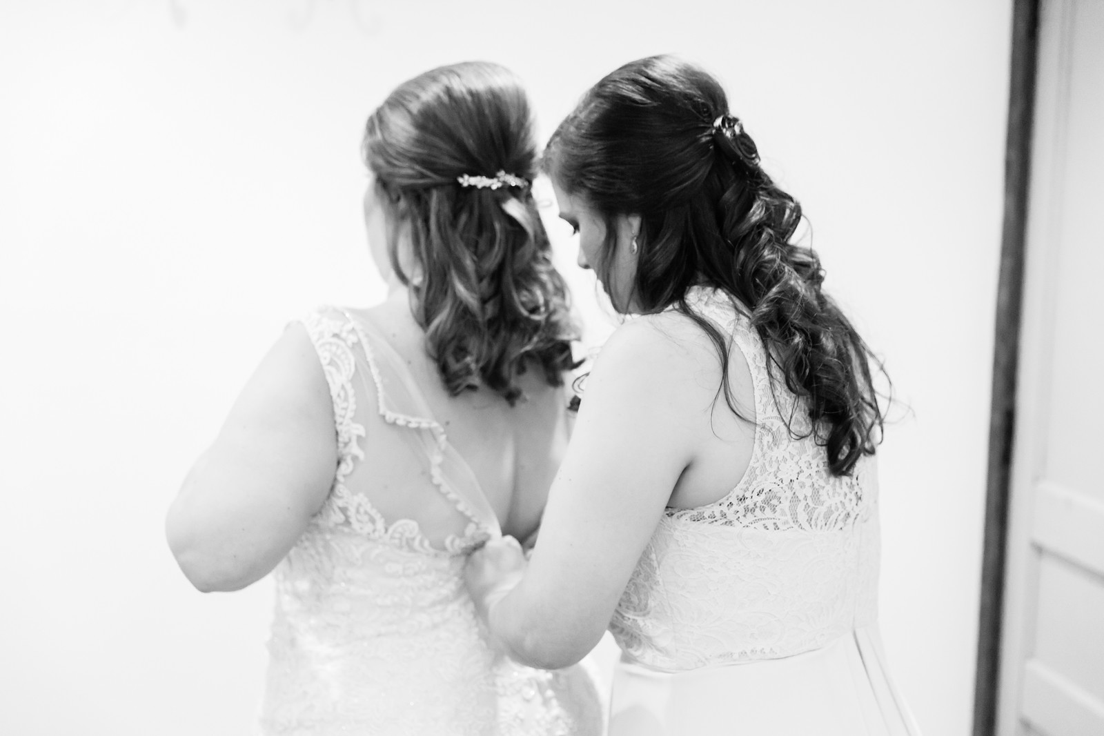 076_Adam+Blaire_WeddingBW-X3.jpg