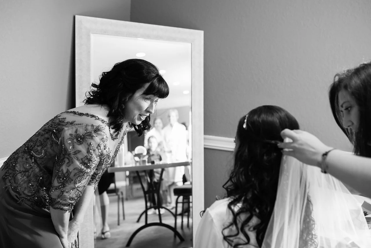 0065_Josh+Lindsey_WeddingBW-X2.jpg
