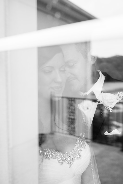 0514_Josh+Lindsey_WeddingBW-XL.jpg