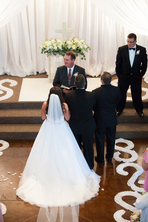 0655_Josh+Lindsey_Wedding-XL.jpg