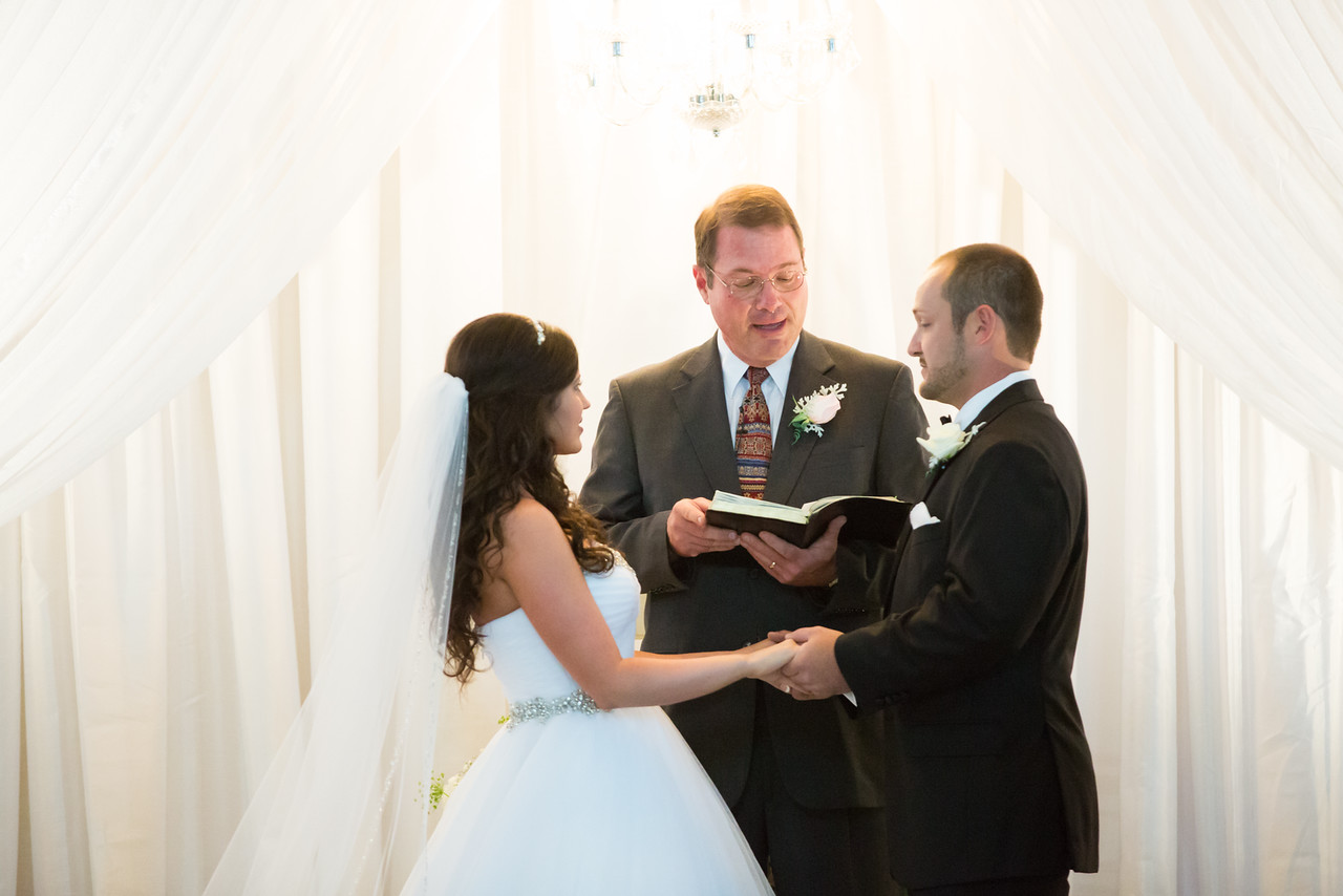 0662_Josh+Lindsey_Wedding-X2.jpg