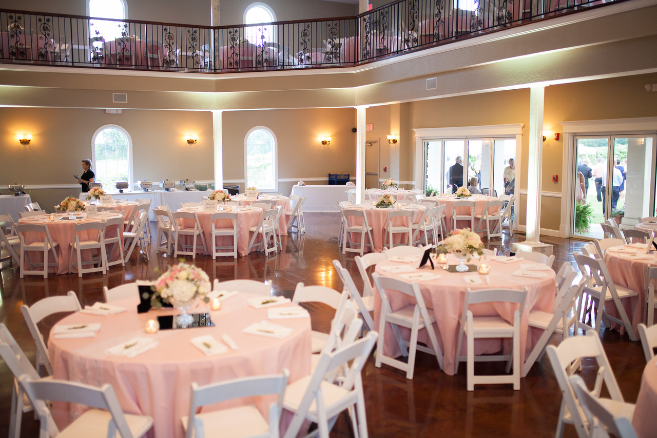 0822_Josh+Lindsey_Wedding-X2.jpg