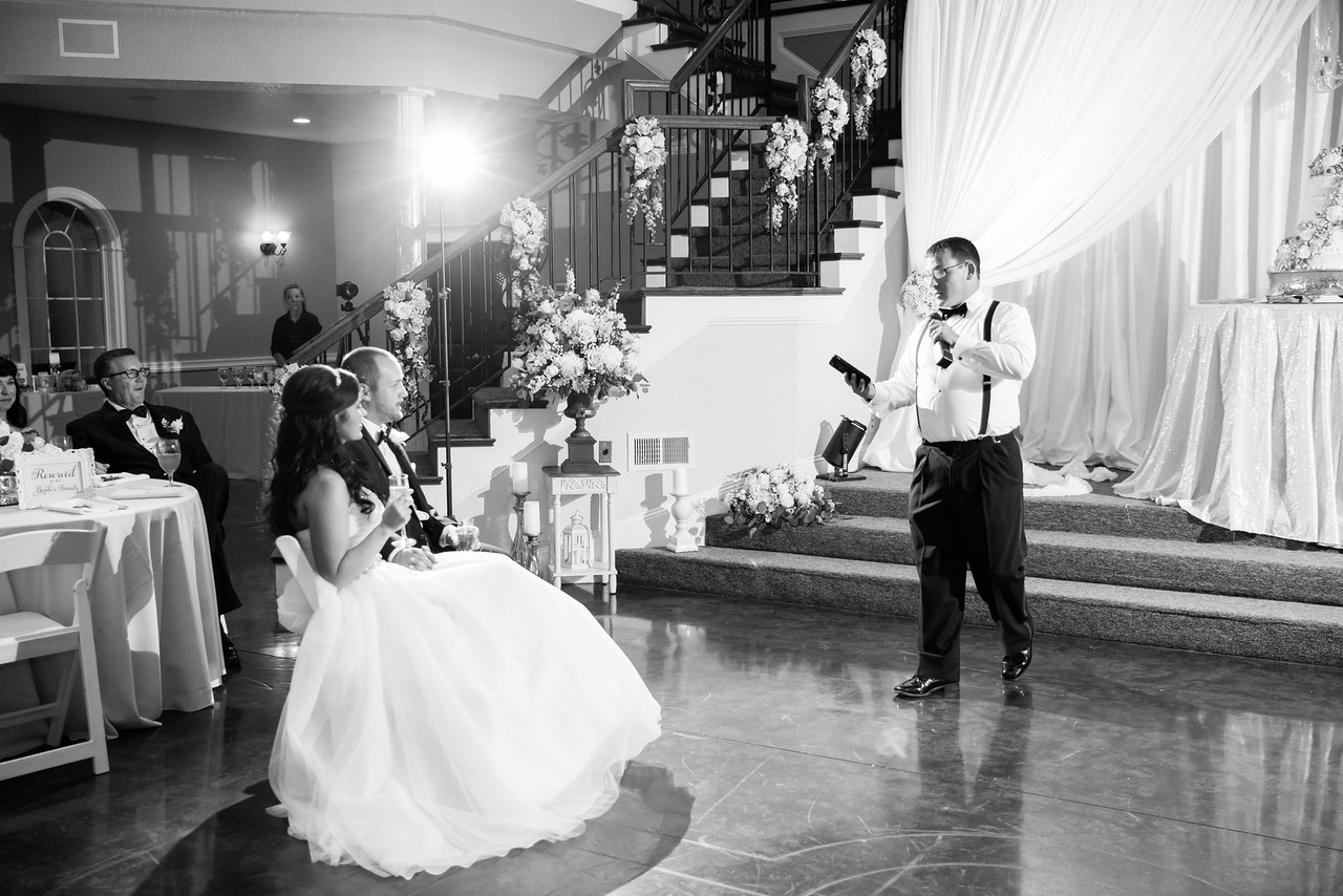 0948_Josh+Lindsey_WeddingBW-X2.jpg