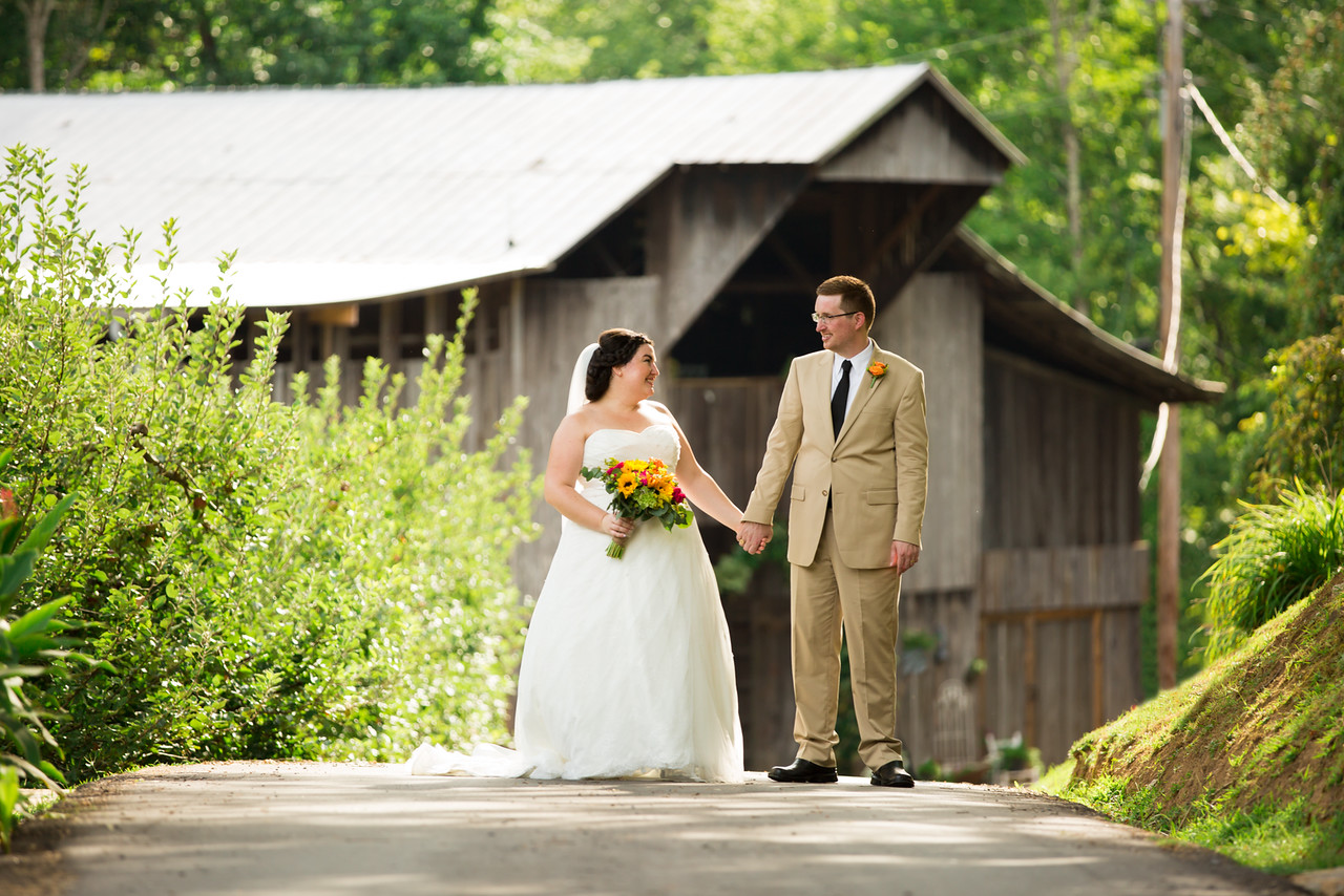 501_Chris+Hannah_Wedding-X2.jpg