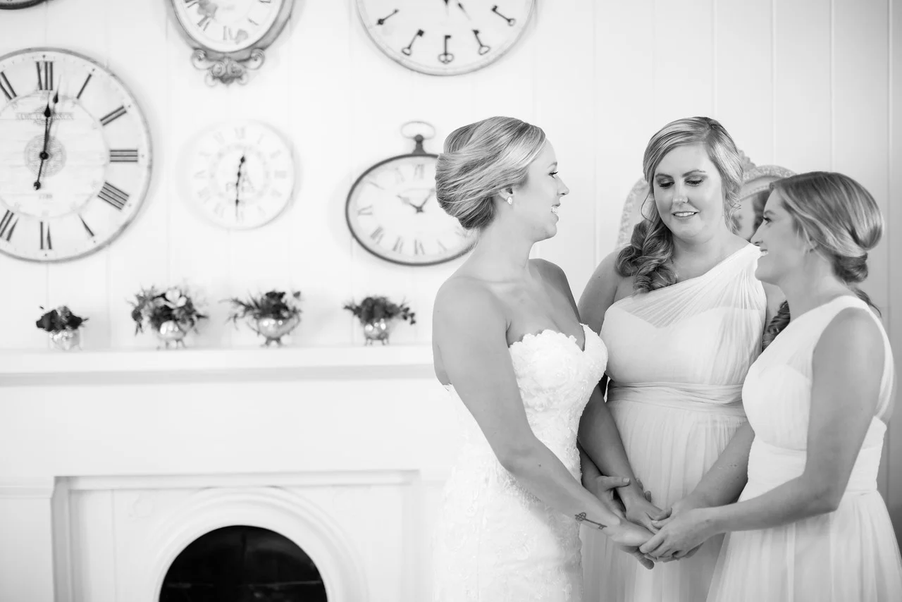 197_Martin+Victoria_WeddingBW-X2.jpg