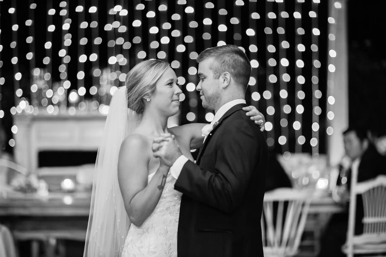 800_Martin+Victoria_WeddingBW-X2.jpg