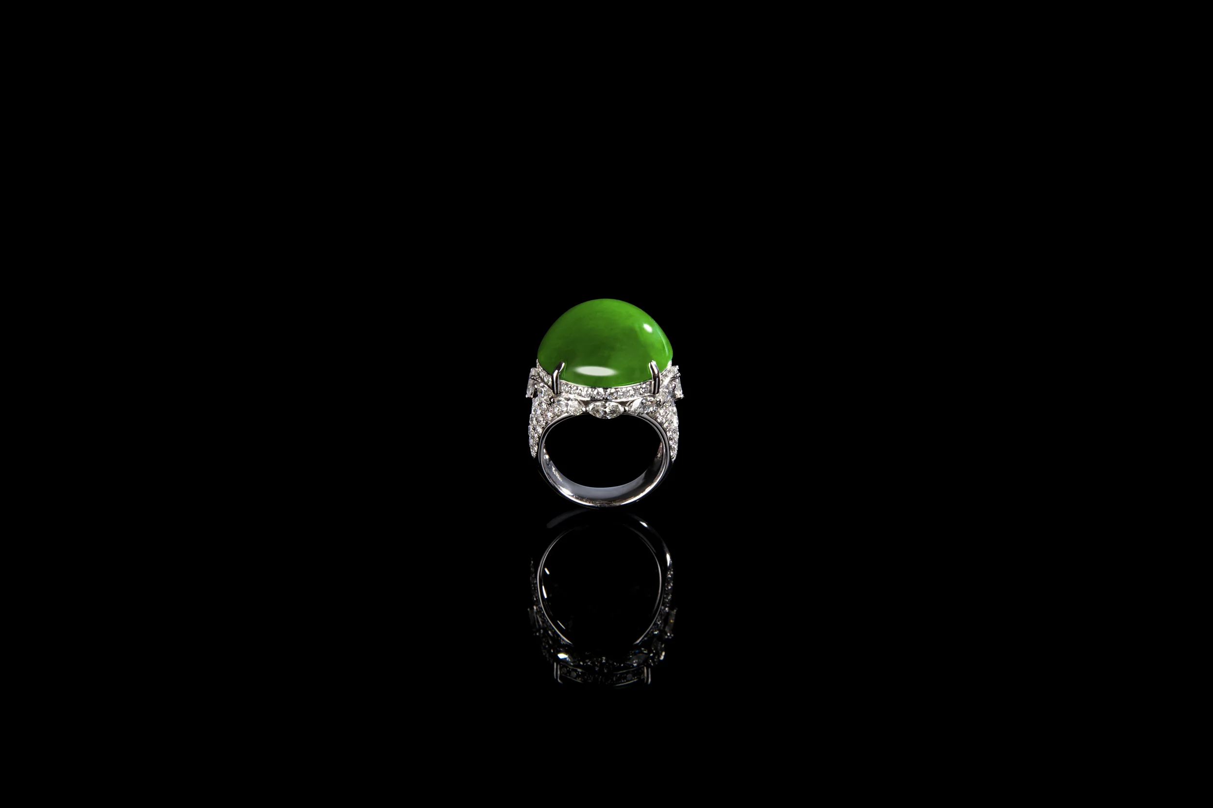 Jadeite Jade "A" Type Imperial Green Cabochon Ring