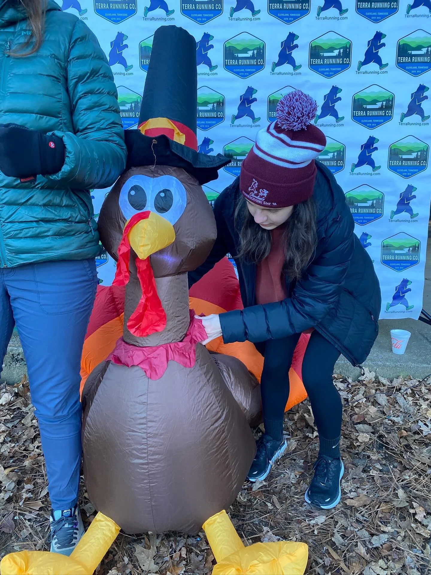The Thanksgiving Day 5k + 1 mile is JUST AROUND THE CORNER! Excuse our excitement, but Thanksgiving is the single biggest day for running a race all year in the US! We can&rsquo;t wait to celebrate with 600+ of you this year! 

💂&zwj;♂️Beanie hats f