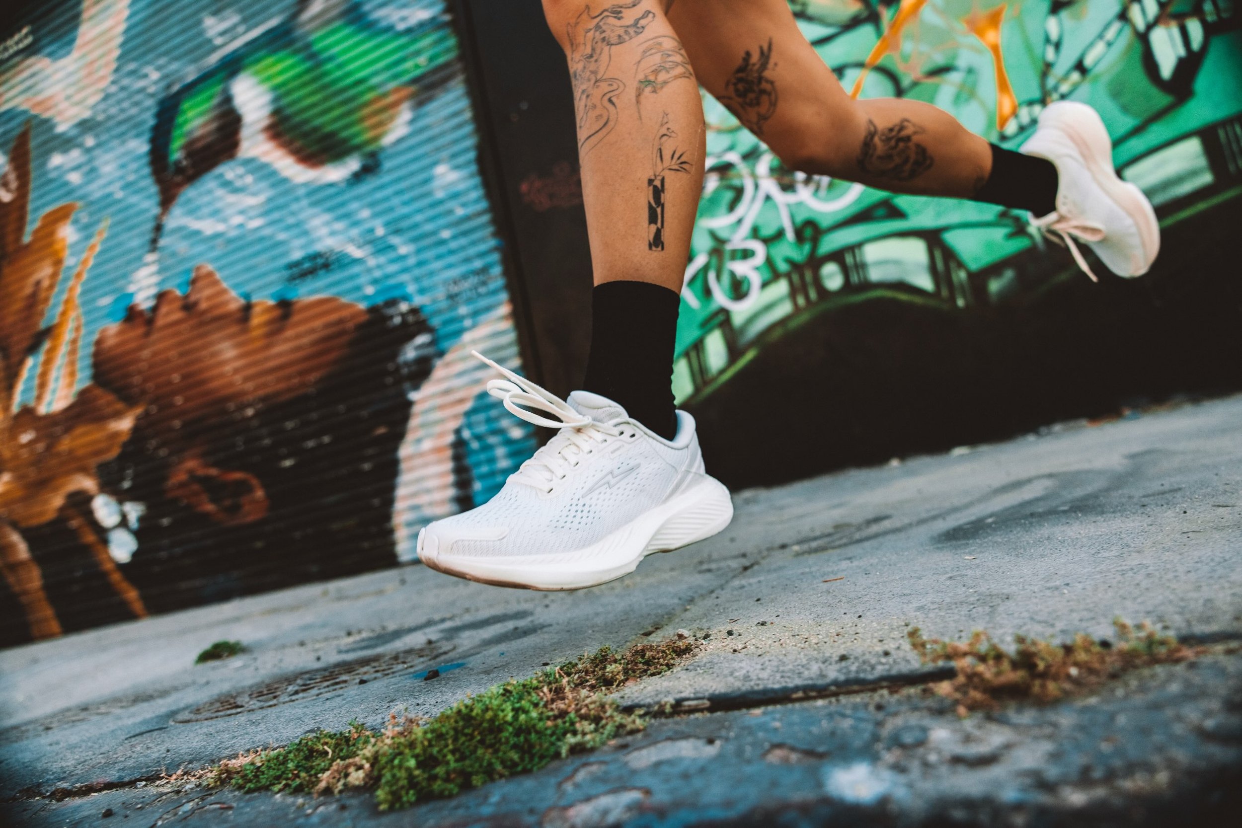 Care about loving your footwear and loving the environment? 🌎 You&rsquo;ve got to try the Hylo Impact 2, now available at Terra Running Co. 10% lighter, 60% energy return, and made from50% bio-based and recycled materials.