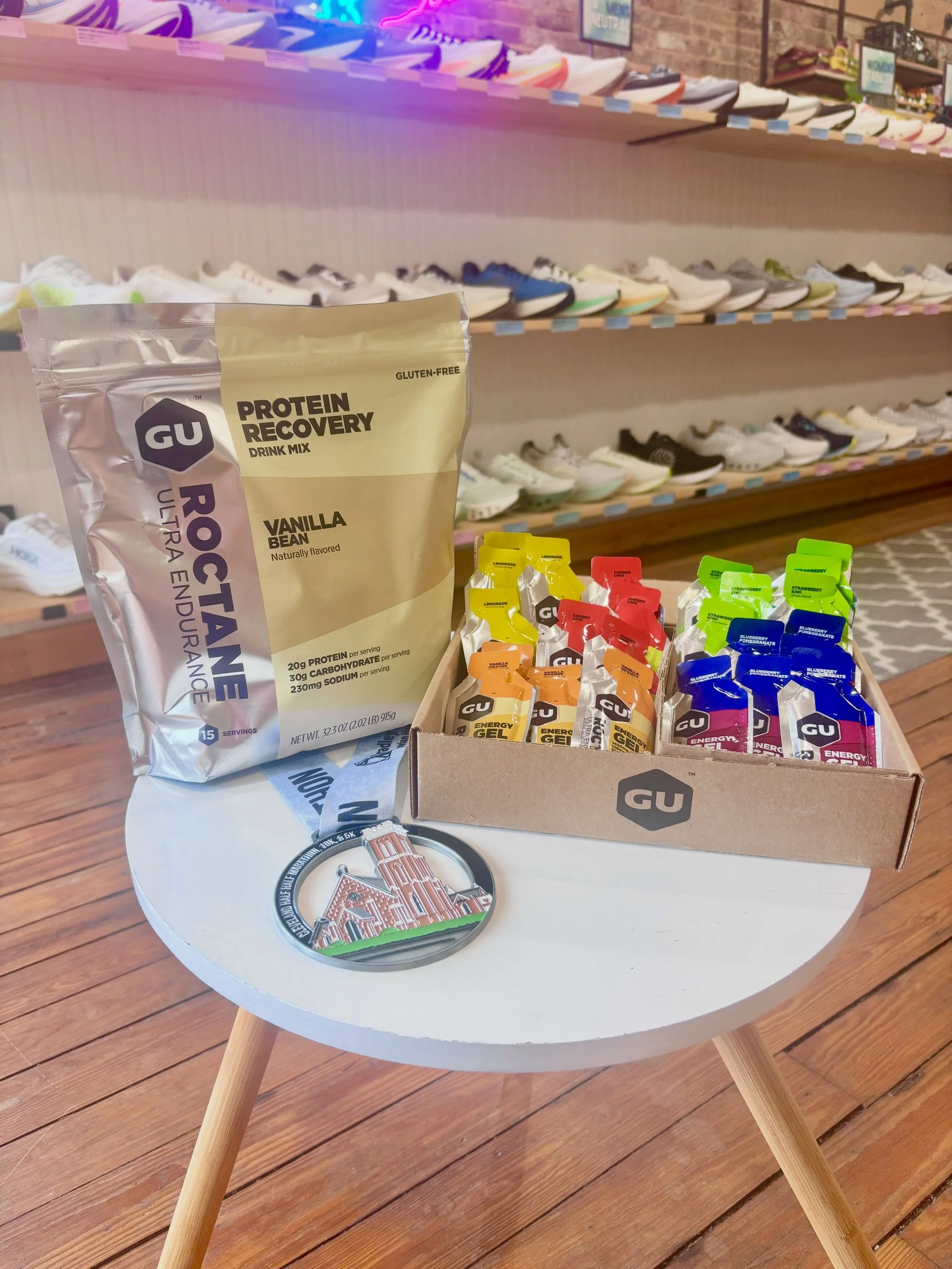 Win a Cleveland Half Marathon, 10k, and 5k training prize pack! ⛽️

The on-course gels for the 2026 event will be Gu Roctane! Train your stomach as well as your legs with this Gu CHM training prize pack. 

Win a 15 serving bag of Gu Recovery Vanilla 