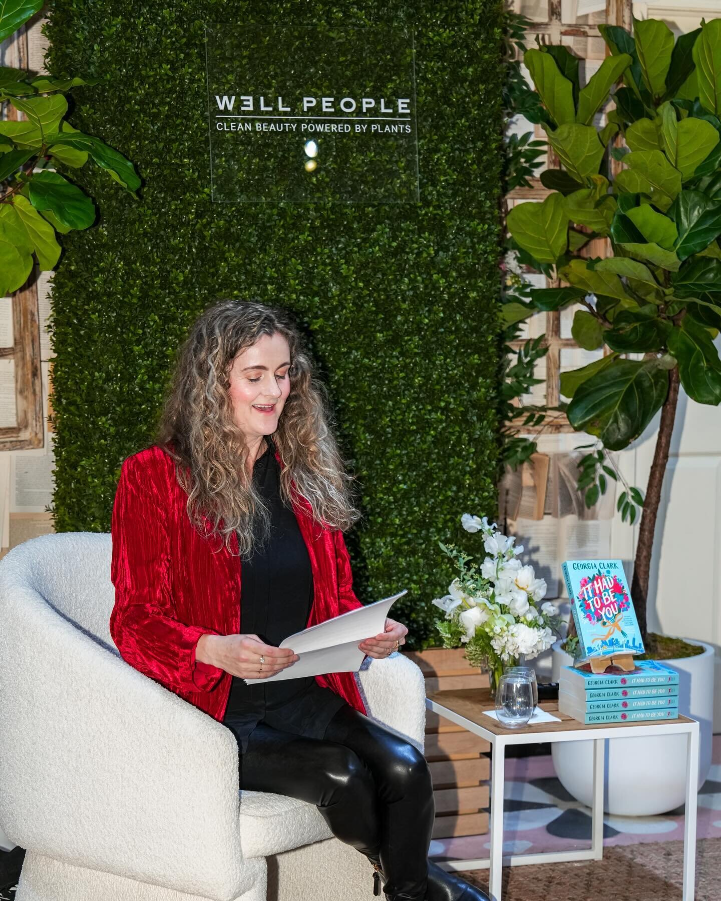 What a treat to share a swoony sneak peek of my upcoming queer Christmas rom-com, MOST WONDERFUL, at my favorite bookstore, @therippedbodice. I was invited to help celebrate the launch of @wellpeople&rsquo;s delicious new Lush Lip Oils&mdash;I have a