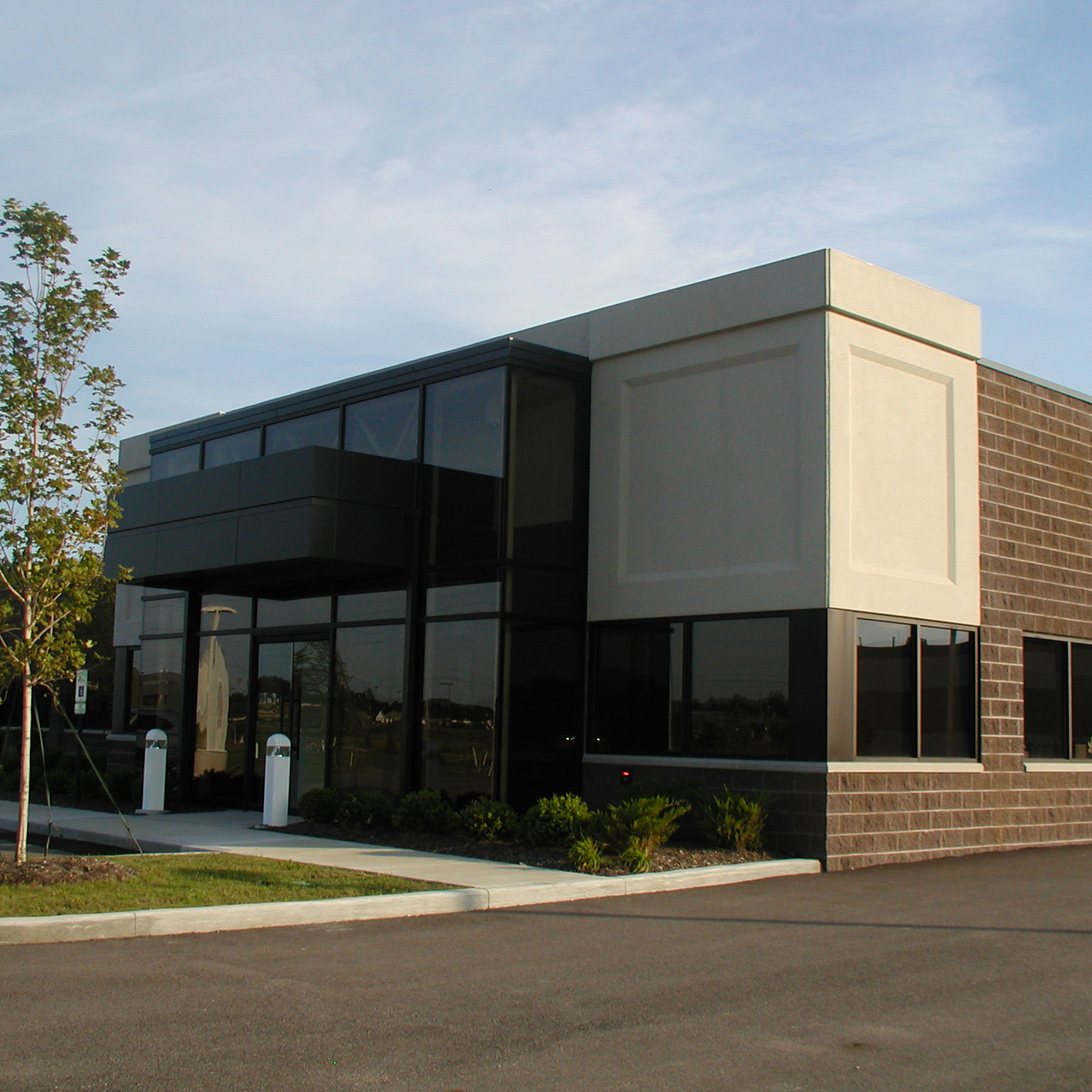 COMMERCIAL REAL ESTATE 200 Portfolio