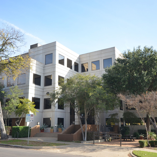 COMMERCIAL REAL ESTATE Meridian Executive Plaza