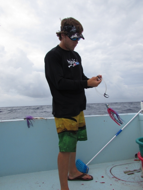 Captain Woody Woods rigging bait