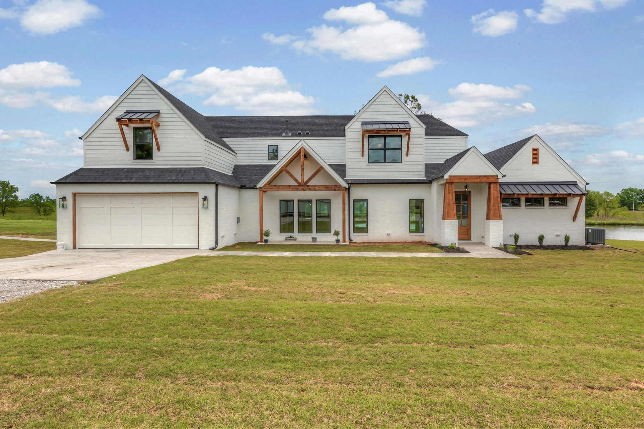 5879 S 225th E Ave_1907-48.jpg