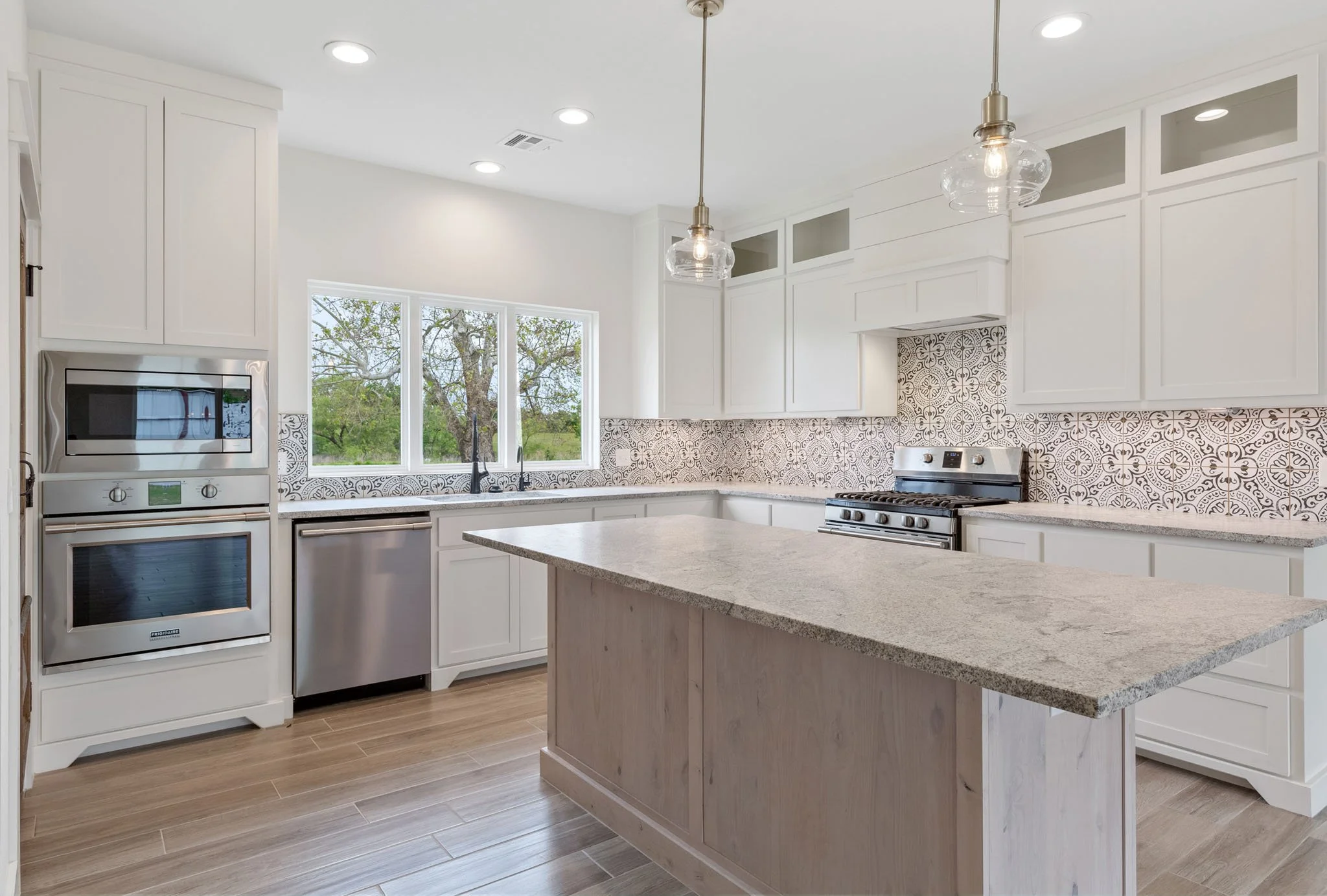 5879 S 225th E Ave_1907-31.jpg