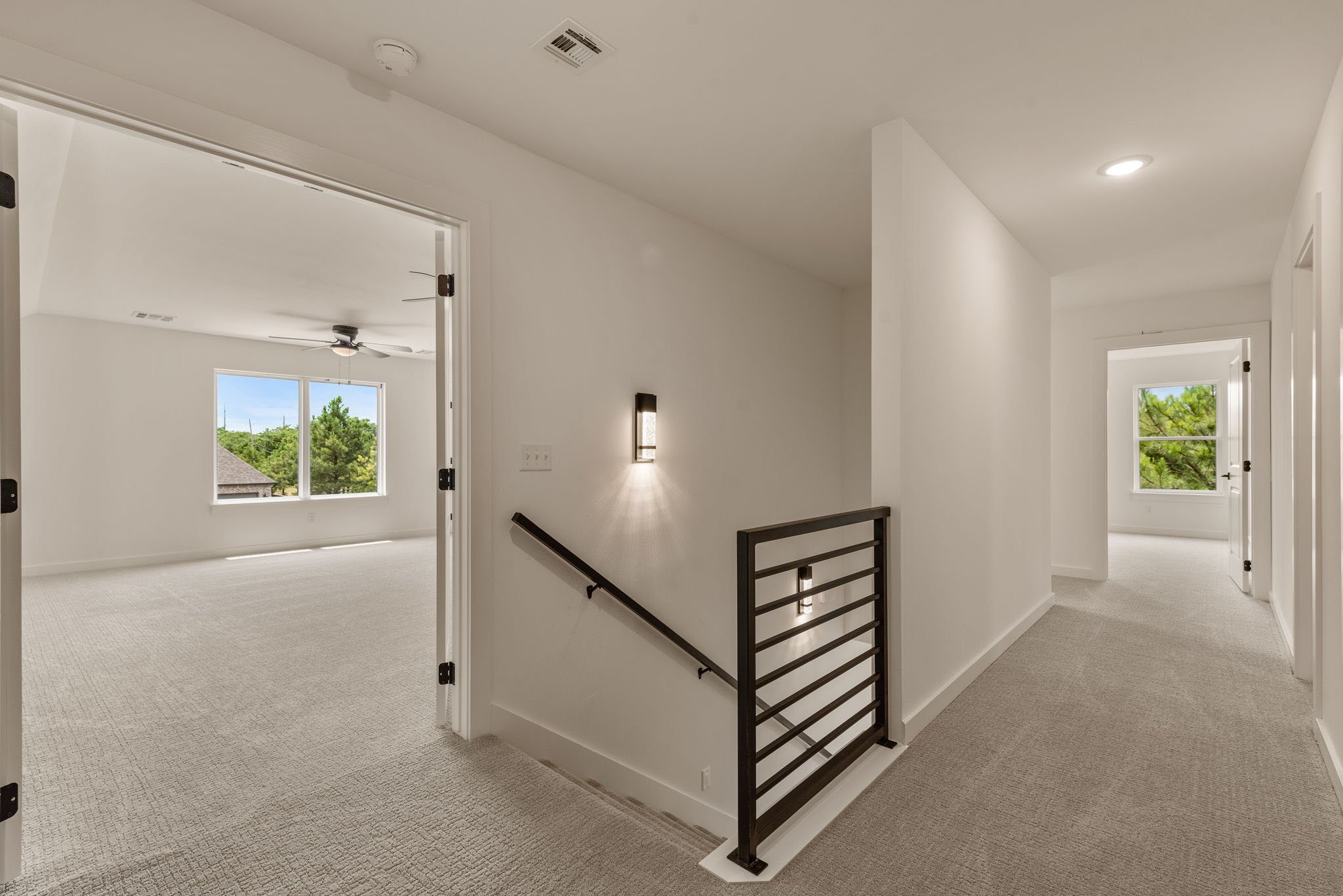 41-web-or-mls-2402 E Northampton St_Int_GCREP-1.jpg