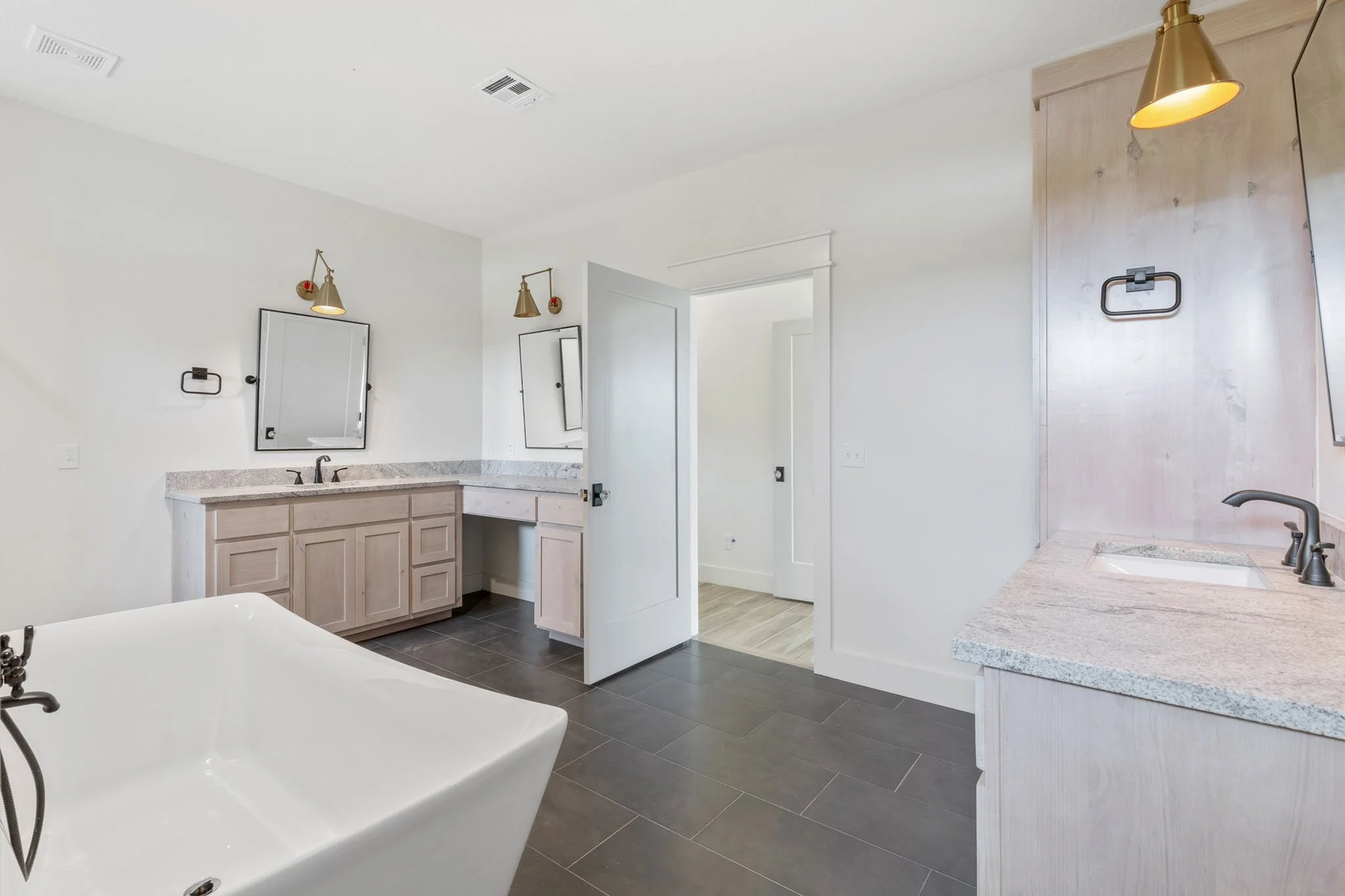 5879 S 225th E Ave_1907-6.jpg