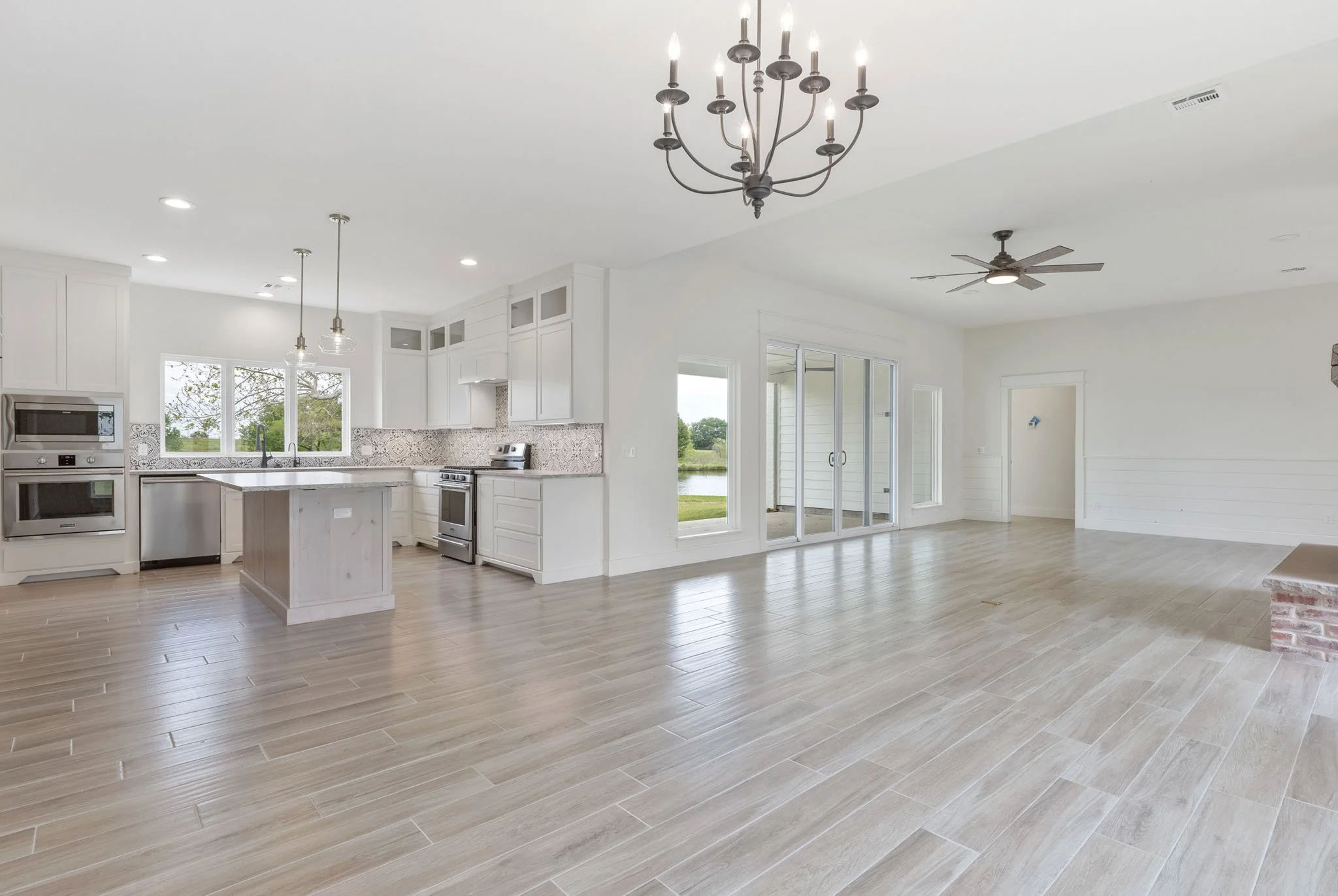 5879 S 225th E Ave_1907-26.jpg