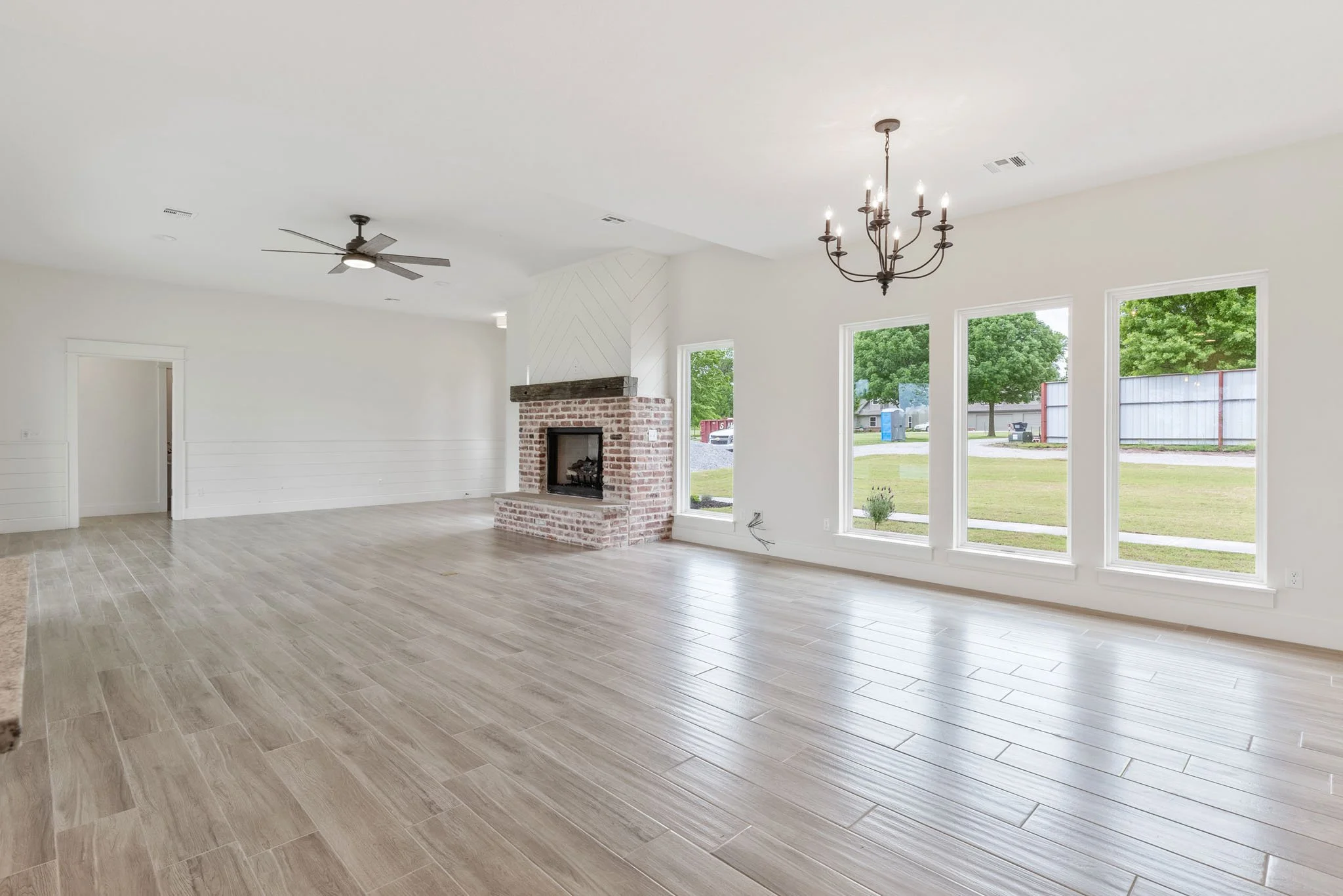 5879 S 225th E Ave_1907-27.jpg