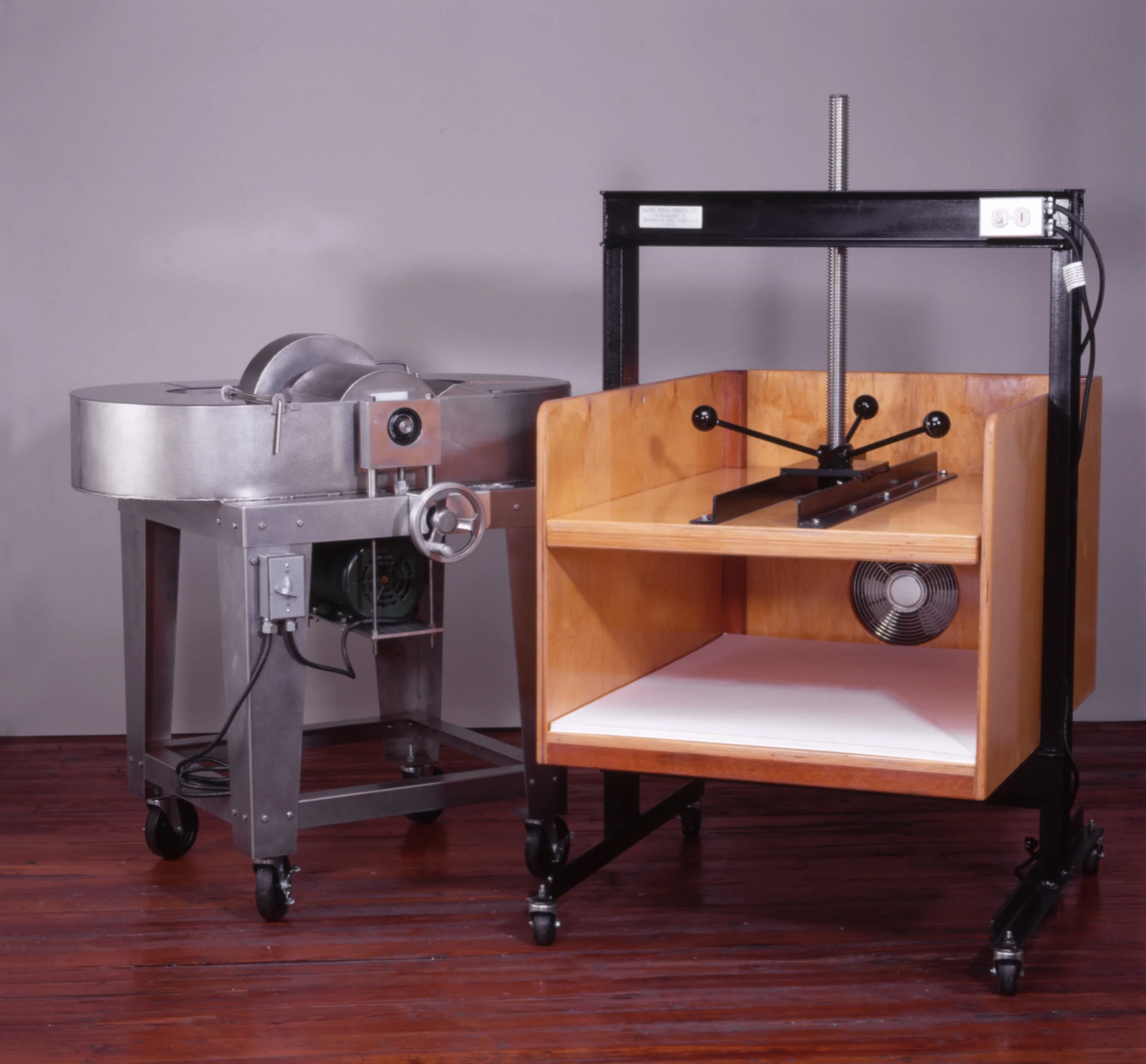 2 lb. Beater and Dry Box