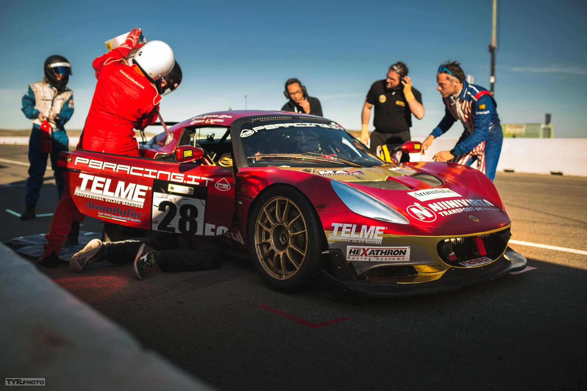 Pitcrewing for Team Lotus Cup - PB Racing at 25 Hours of Thunderhill . PC: Trevor Ryan