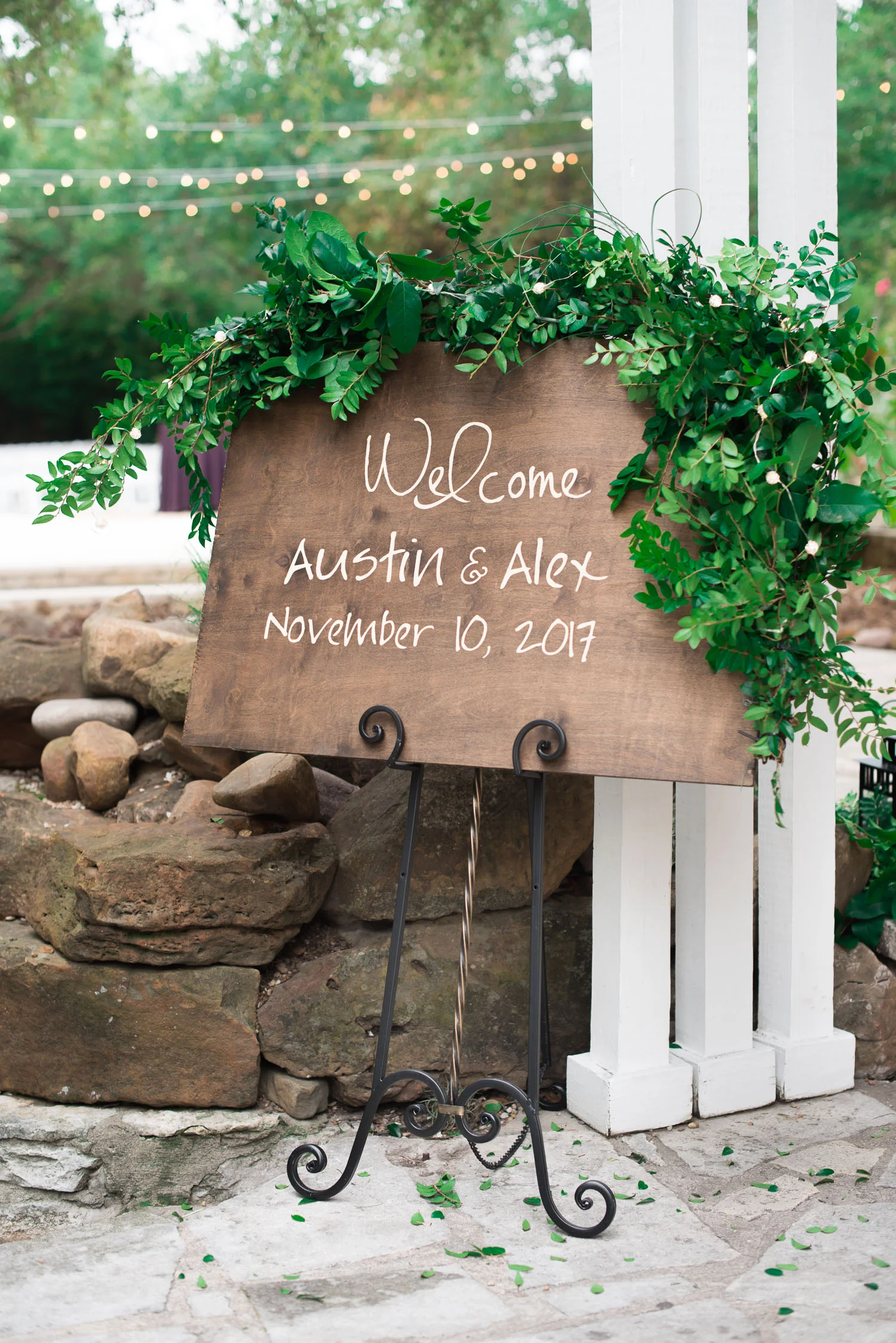 Alex and Austin Wedding Photography at Mercury Hall in Texas-39.jpg