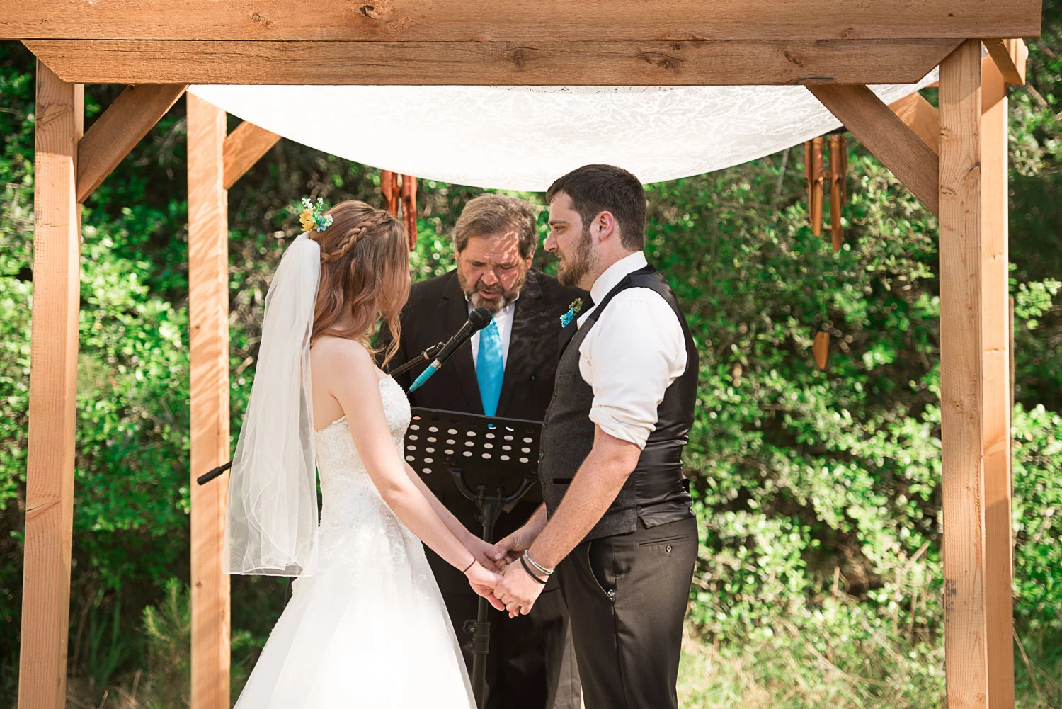 72 exchanging vows in texas wedding.jpg