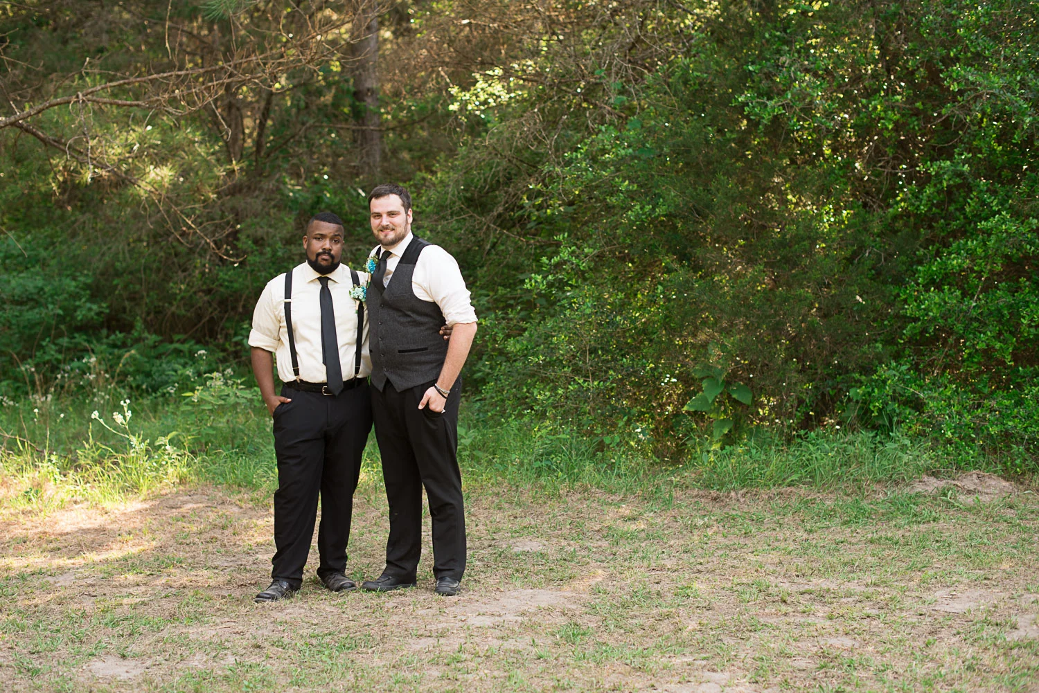 102 groom with his groomsmen.jpg