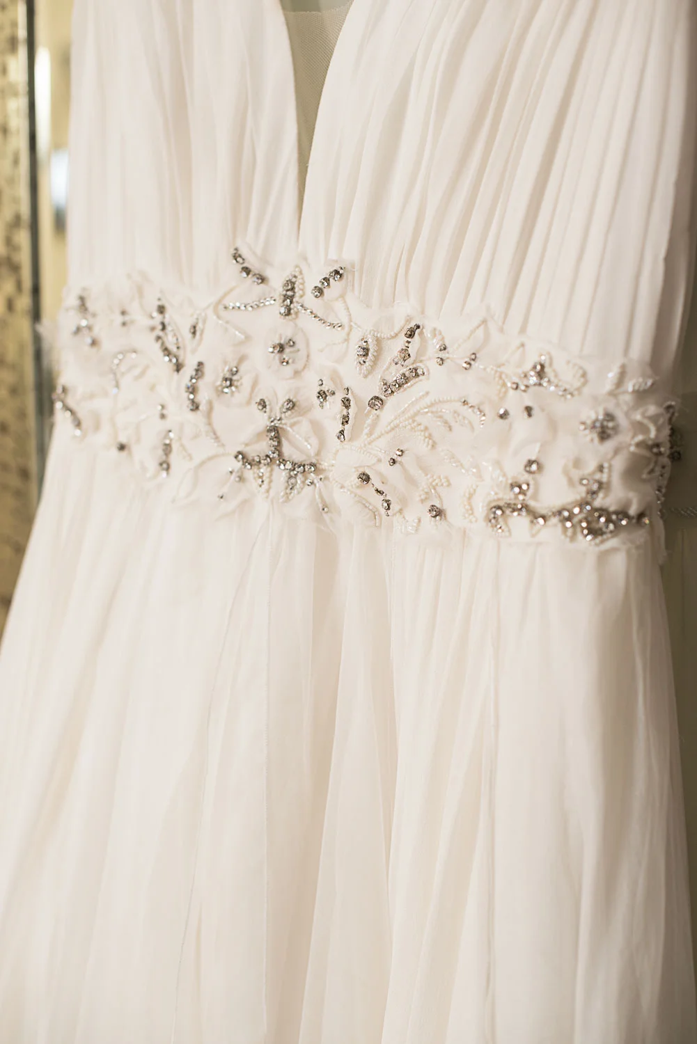 3 Spring Outdoor Wedding Dress.jpg