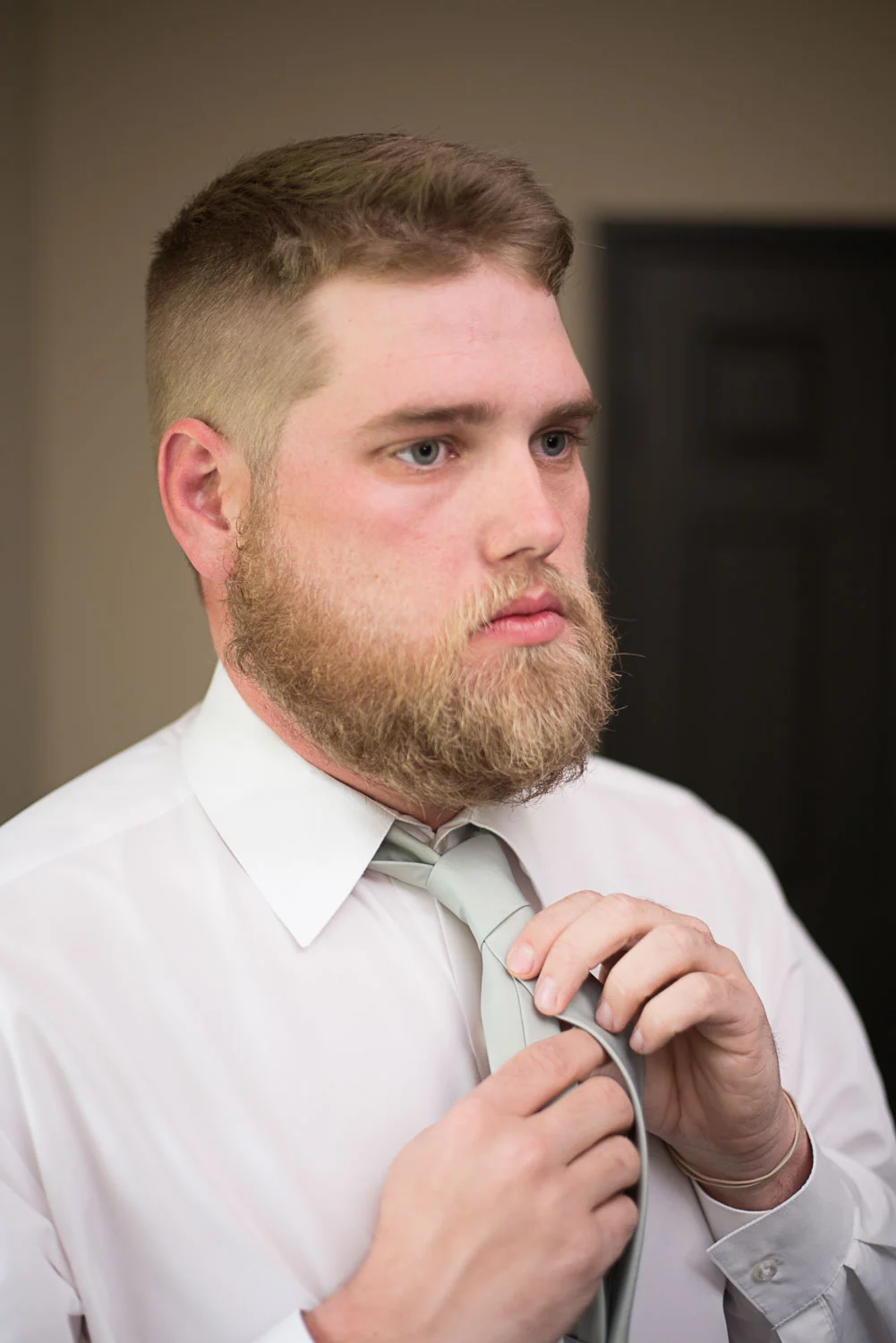 16 Groom Getting Ready Photos.jpg