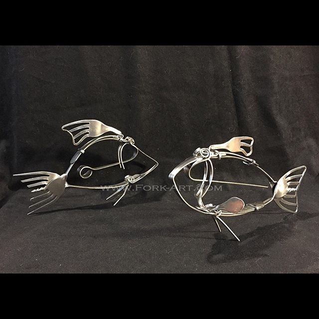 We added a bunch of new pieces to the website for our #blackfriday and #cybermonday weekend sales like these #fish so head over to the website and check them out! #fish #fishing #riverfish #rivertrout #trout #freshwaterfish #schooloffish #sculpture #stainlesssteel #metal #metalart #forkart #forkartgetbent #metalartist #artistsoninstagram #aquarium #ocean