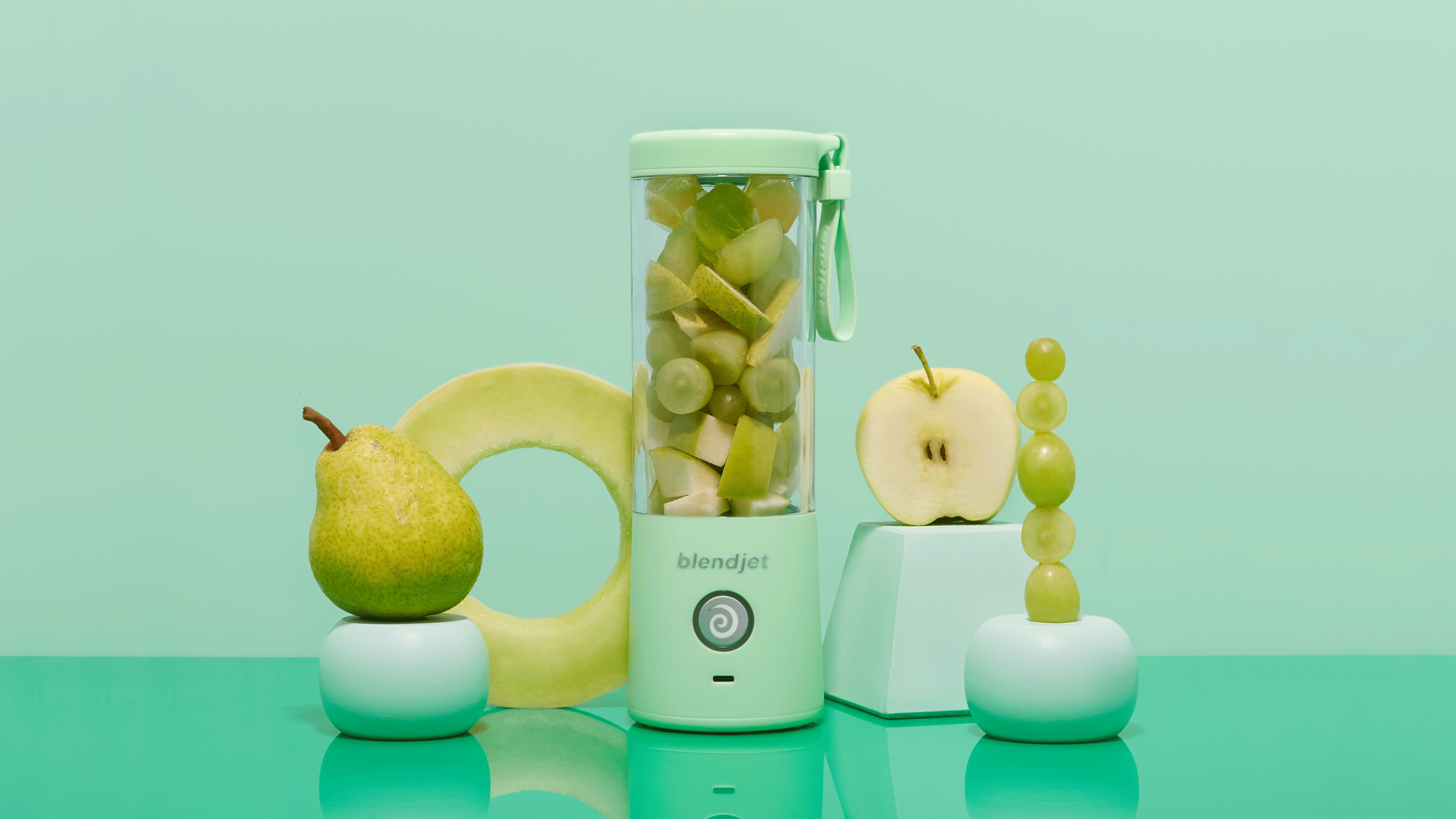 BLENDJET-2-HERO-LANDSCAPE-CROP-SEAFOAM.png