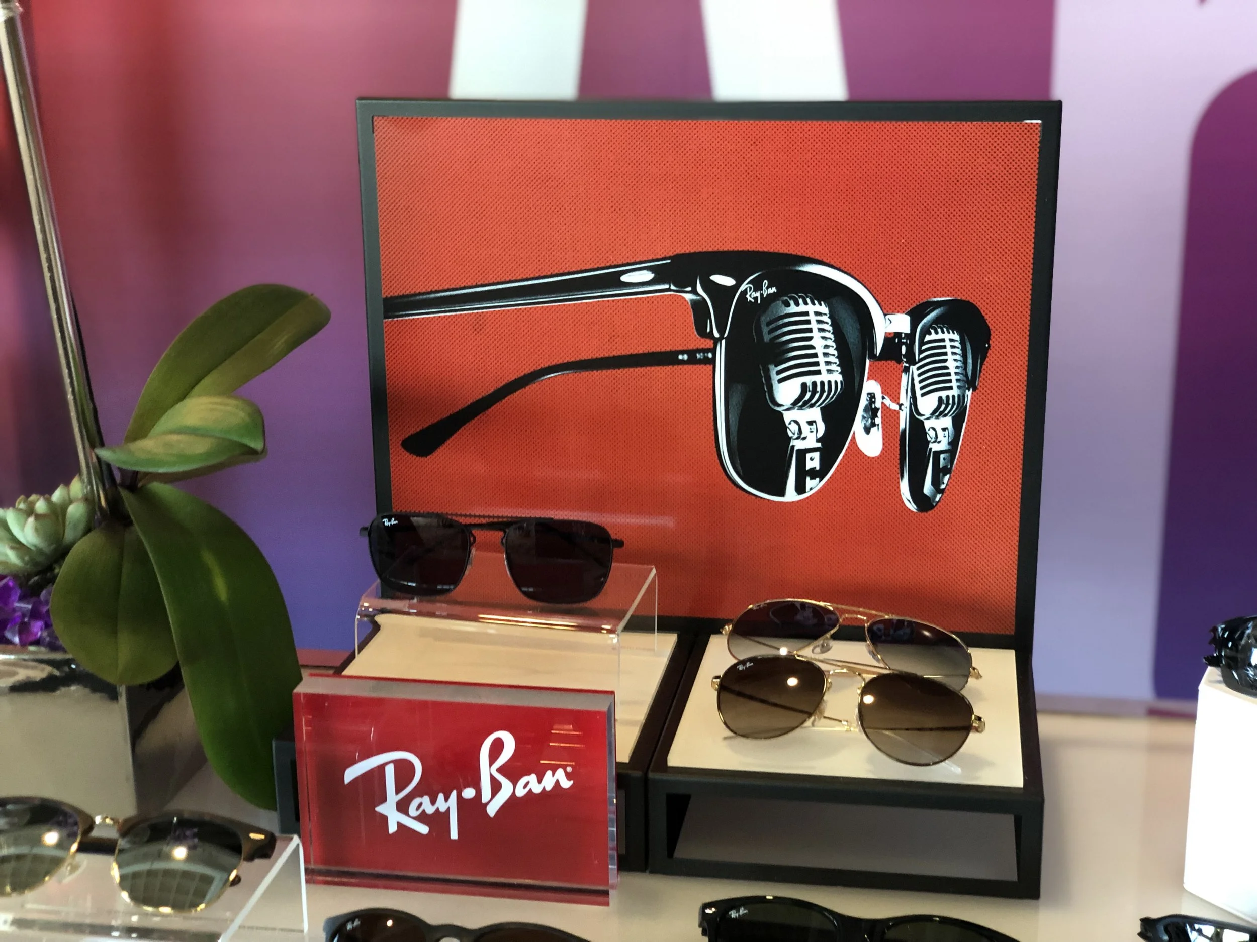 Sunglasses Bar — IGC International Gifting Company