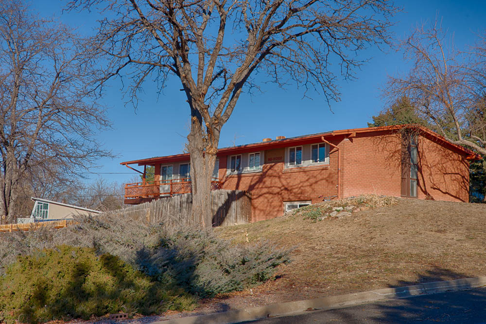 adrian-kinney-deza-estates-1000w-1.jpg