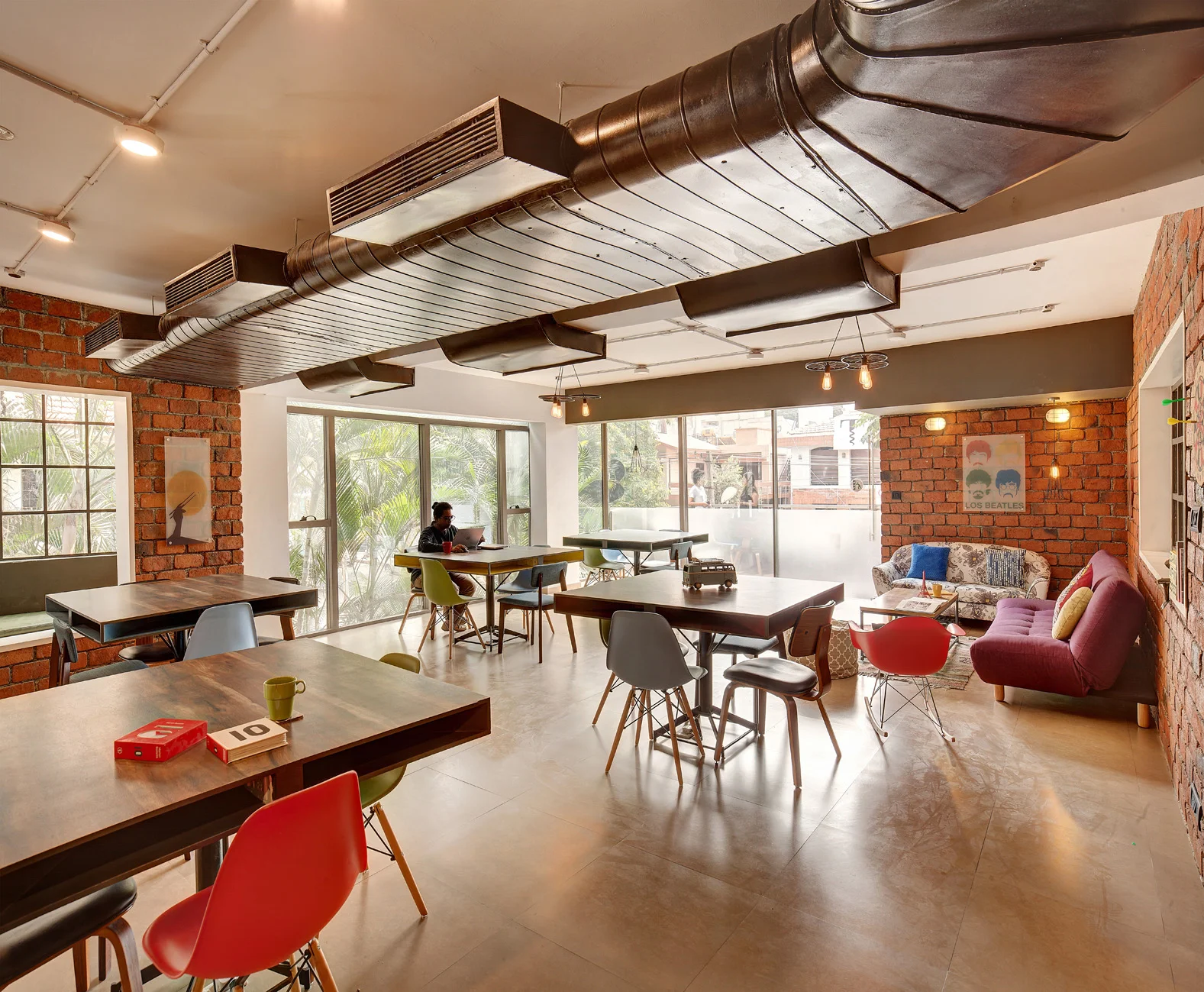 cafe 4.jpg