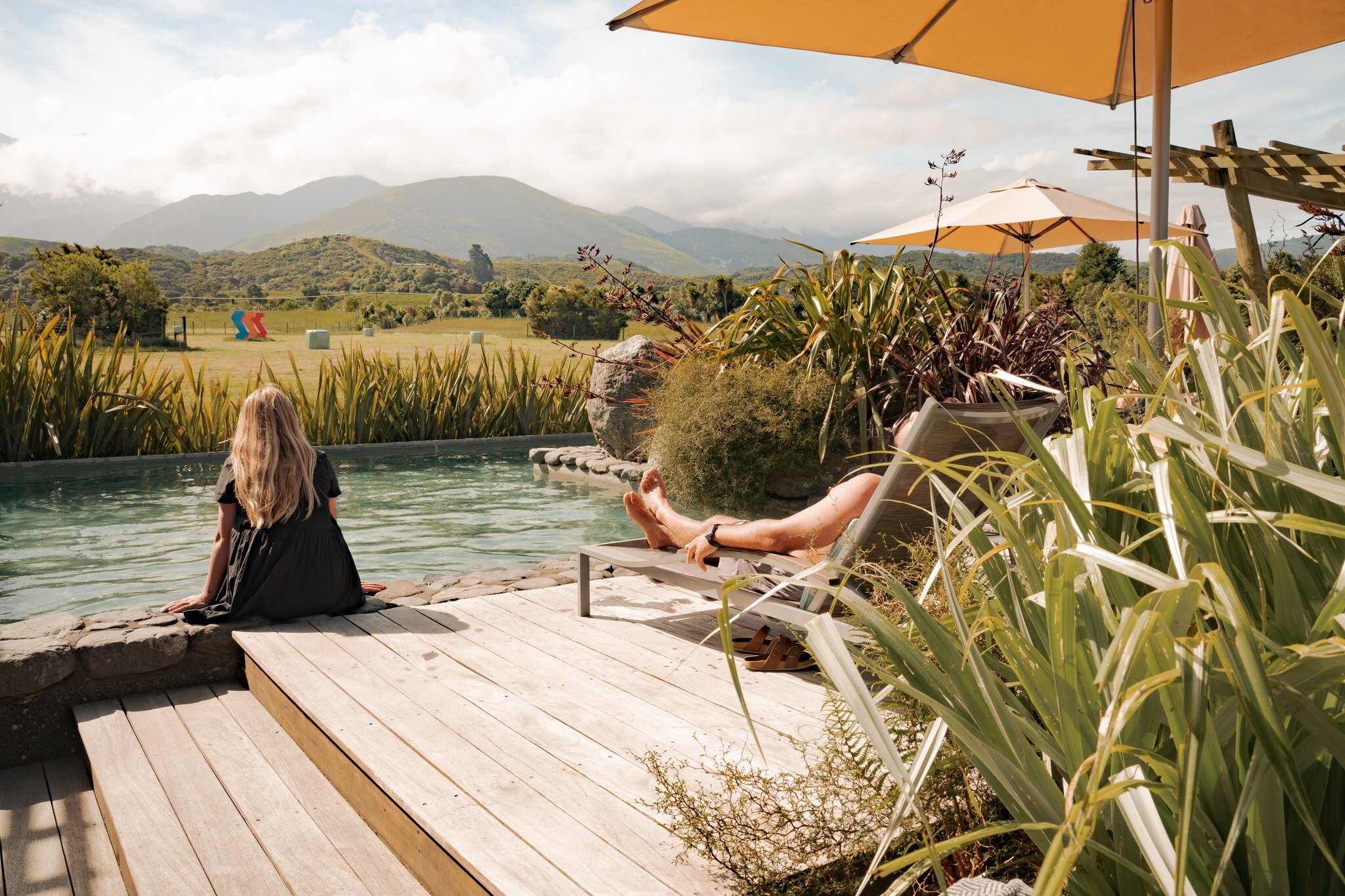 Pool days and this view on repeat.

📸 @nanikanter

#hapukulodge #newzealand #uniquelykaikoura #luxurylodgesnz #luxurytravel #luxurylodges #IfYouSeekNZ #NZMustDo #romanticgetaway