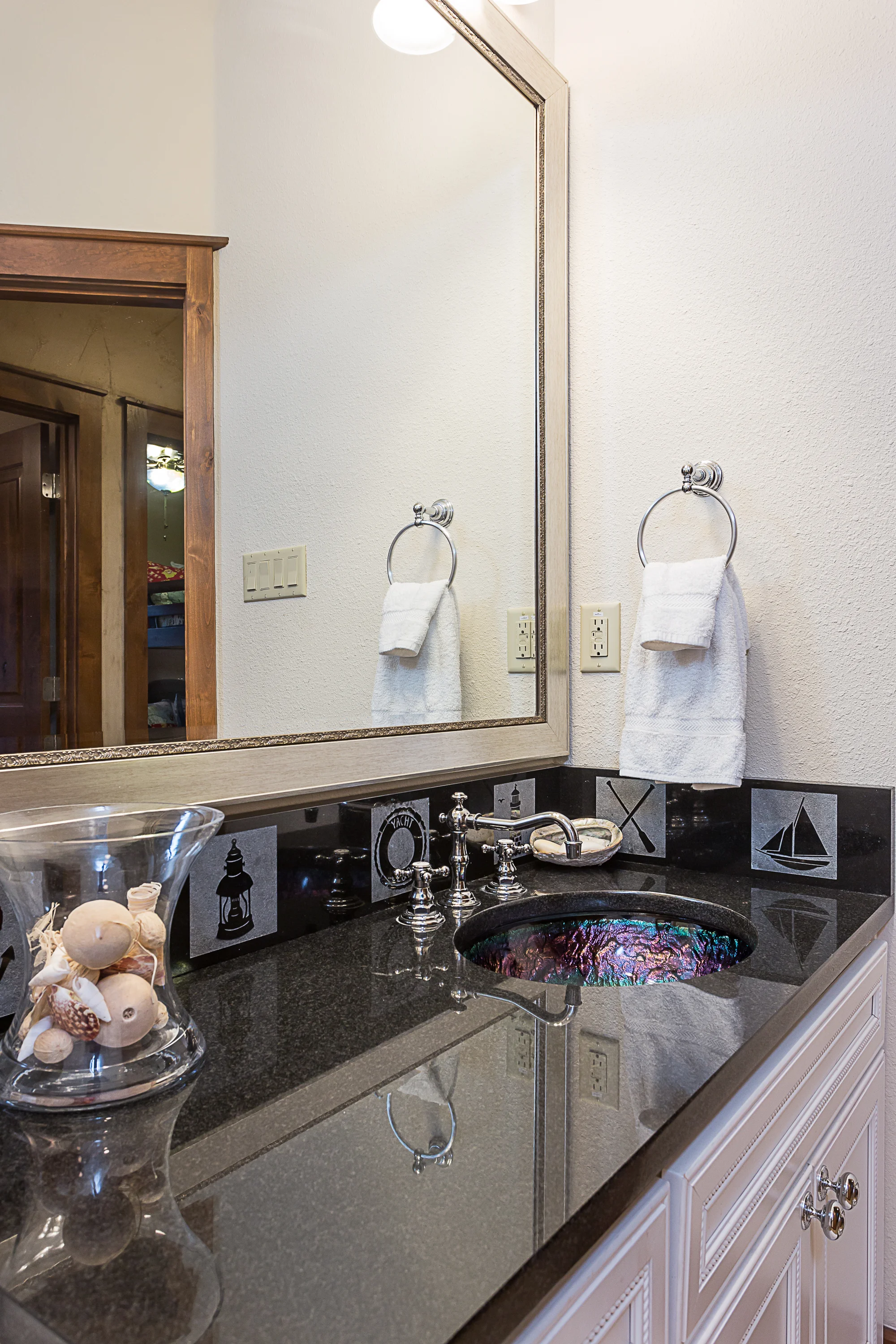 guest bath.jpg